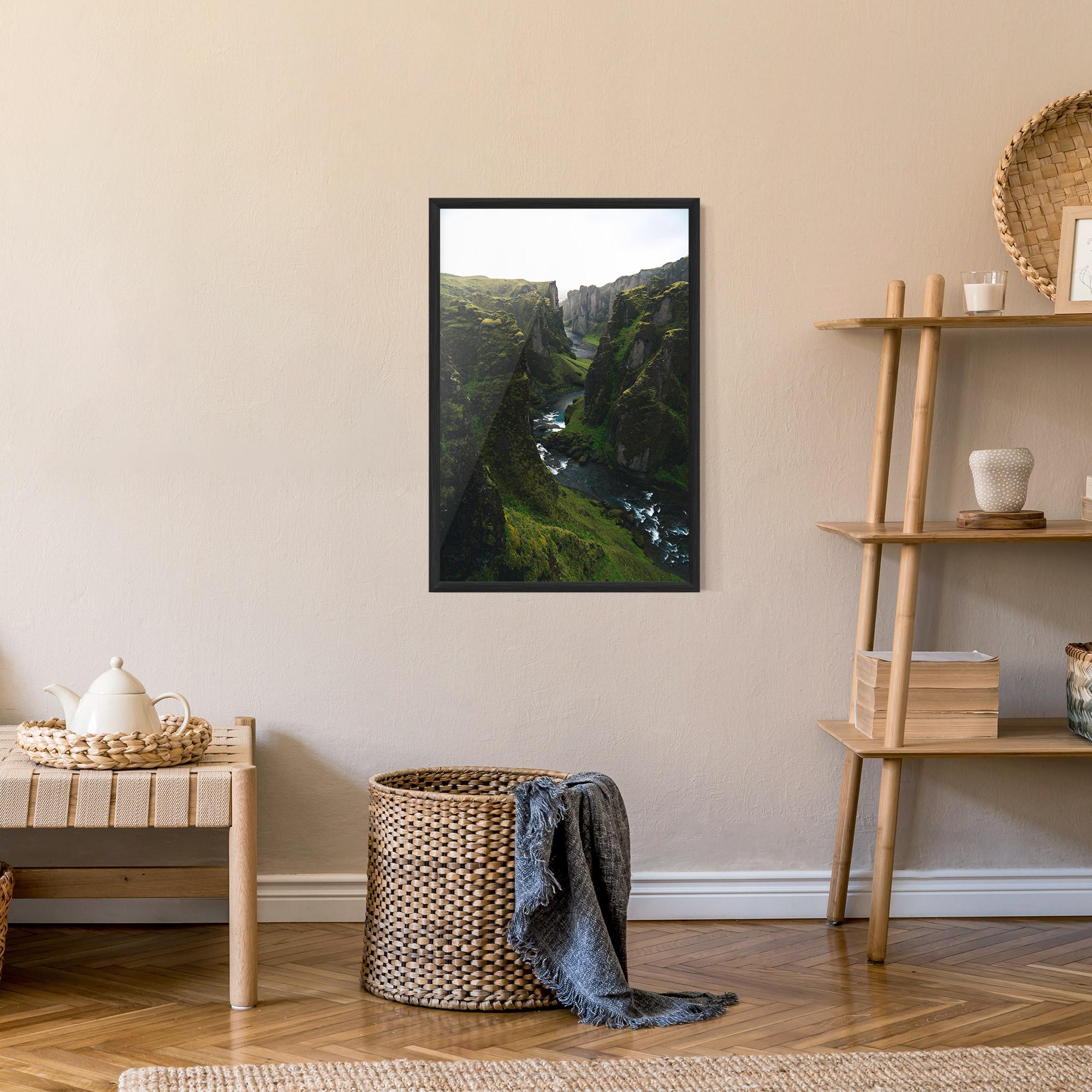 Poster Înrămat Green Beautiful View mockup 9