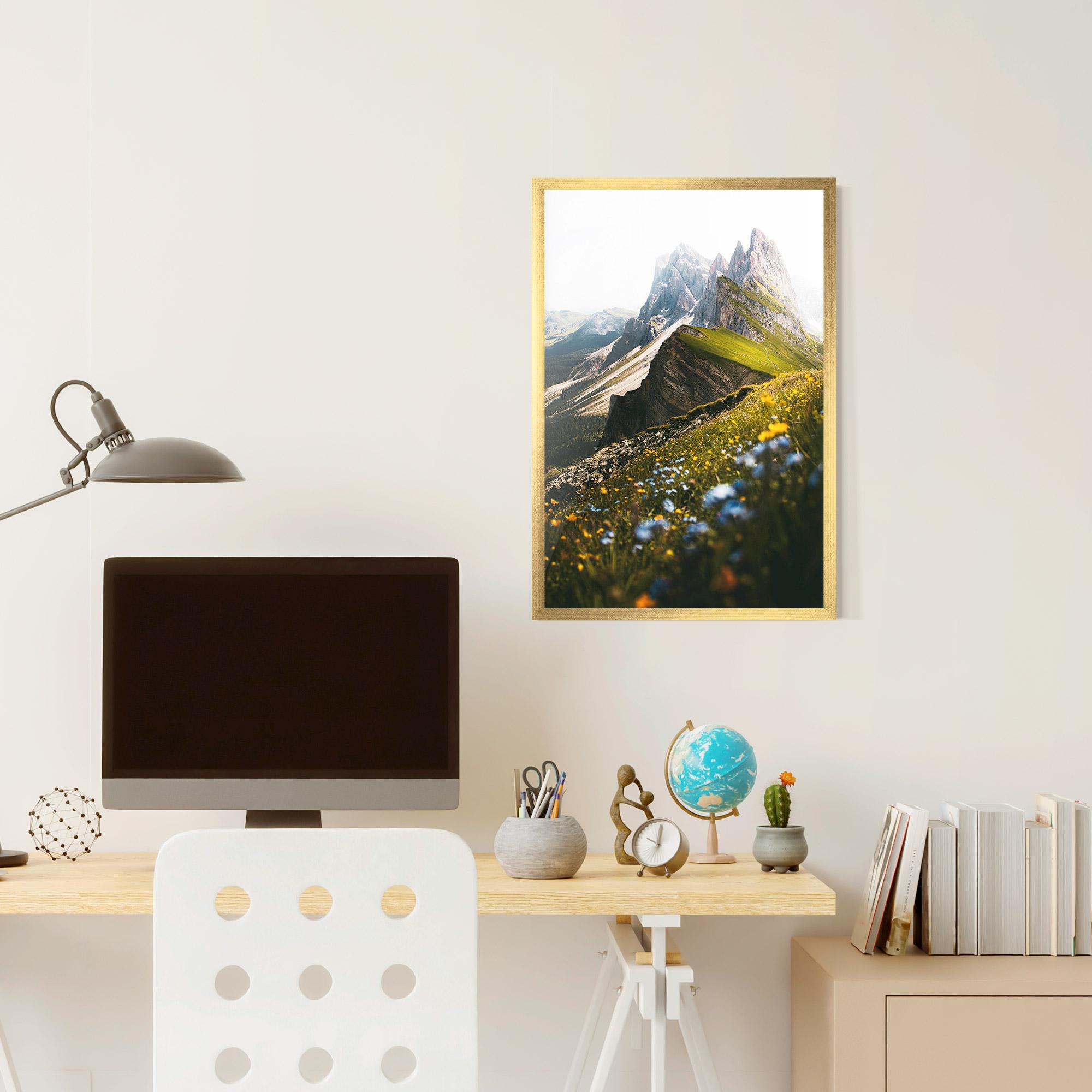 Poster Înrămat Foggy Mountain View mockup 6