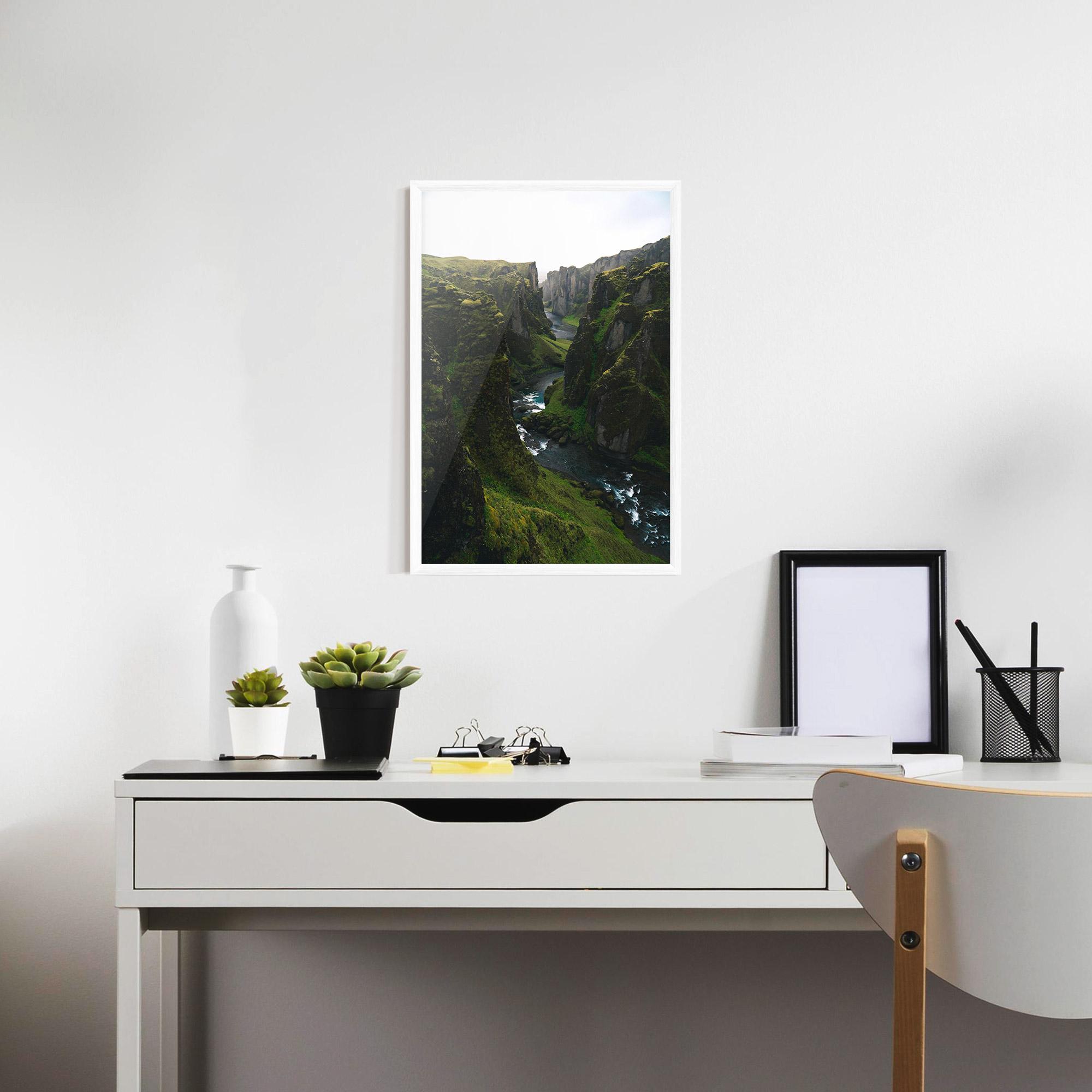 Poster Înrămat Green Beautiful View mockup 7
