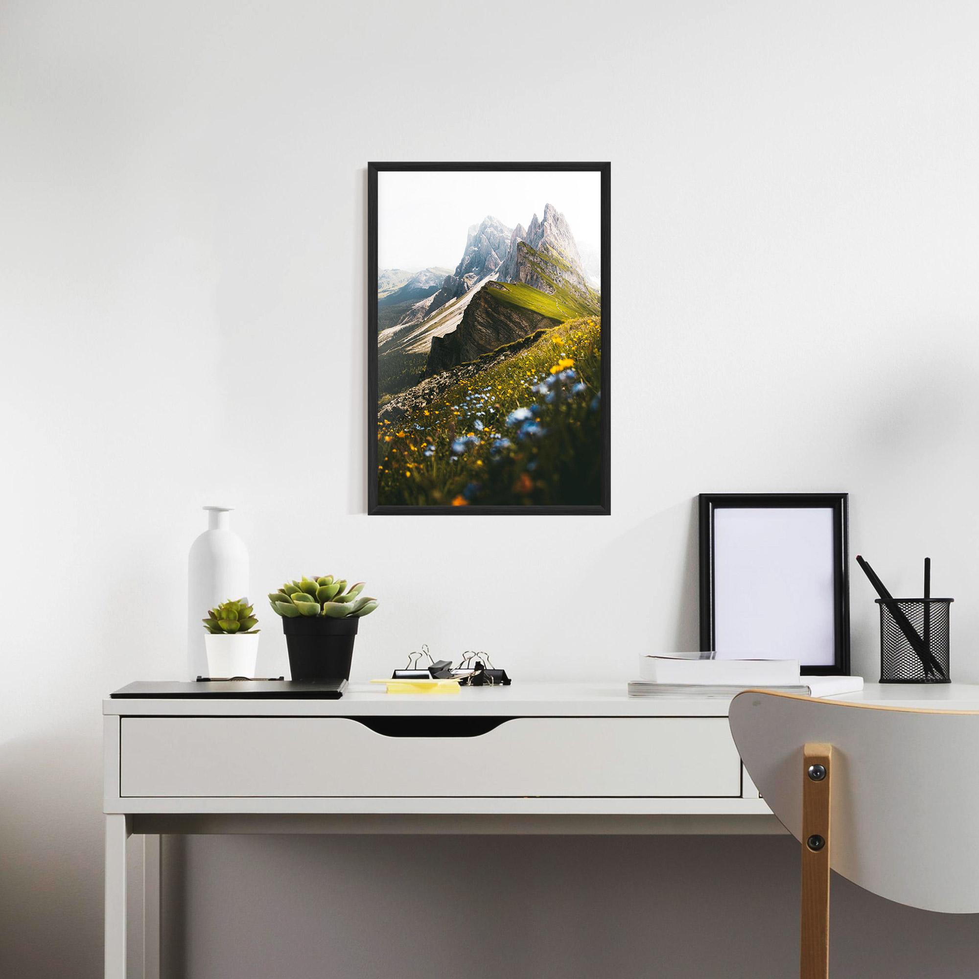 Poster Înrămat Foggy Mountain View mockup 7