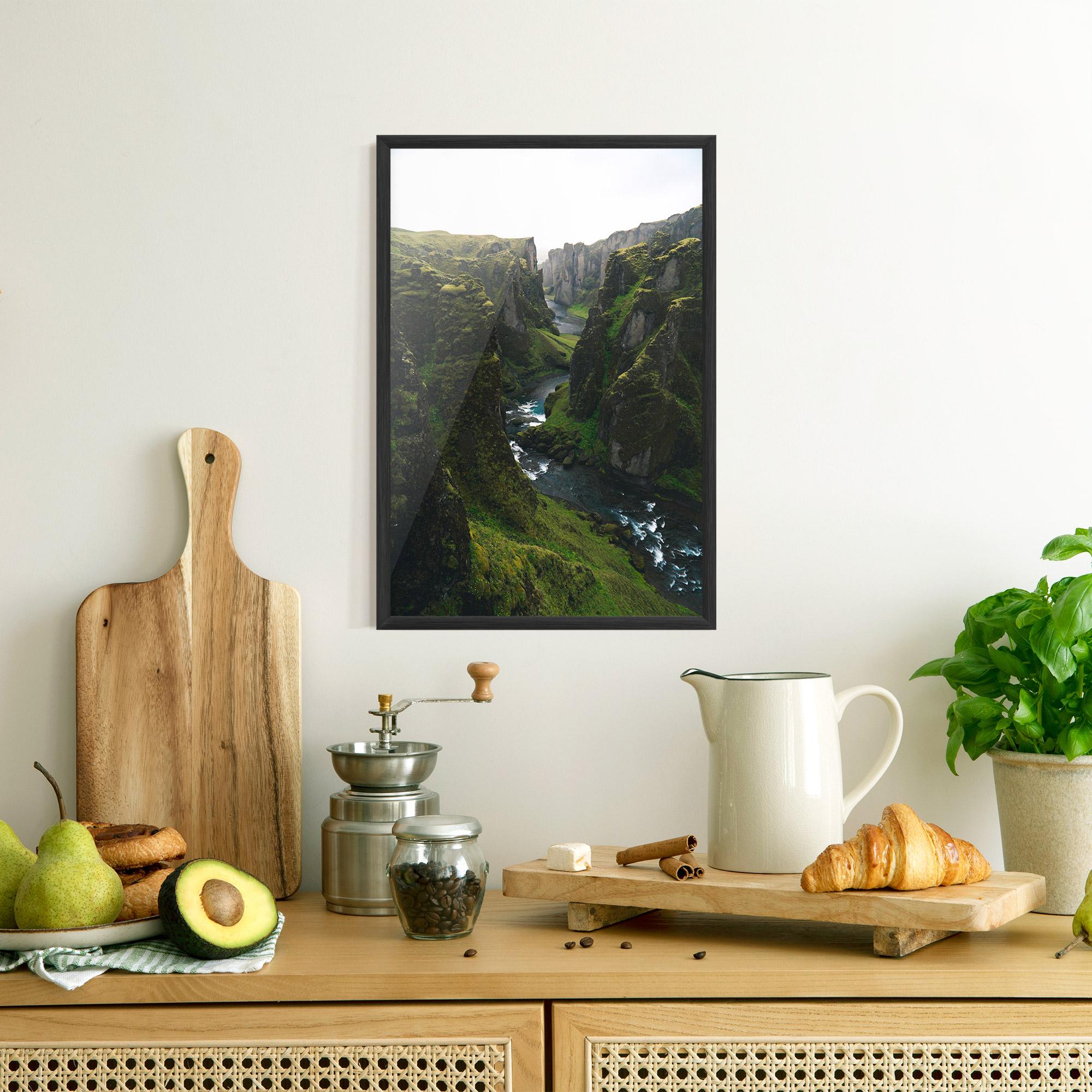 Poster Înrămat Green Beautiful View mockup 8