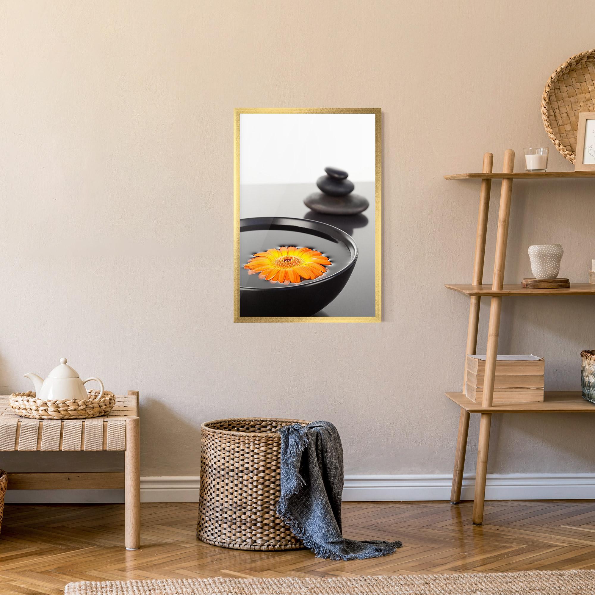Poster Înrămat Stone Orange Flower mockup 9