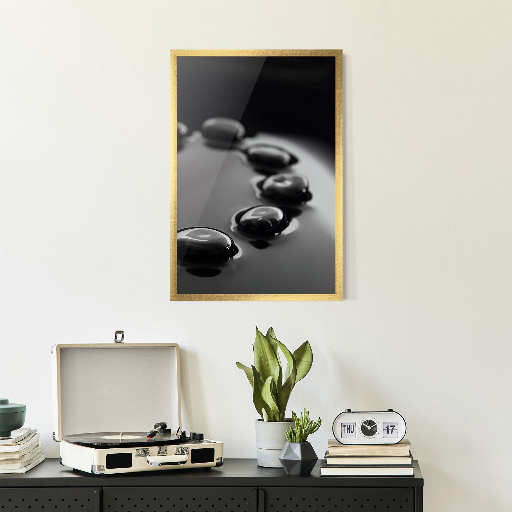 Black Small Stones mockup 2