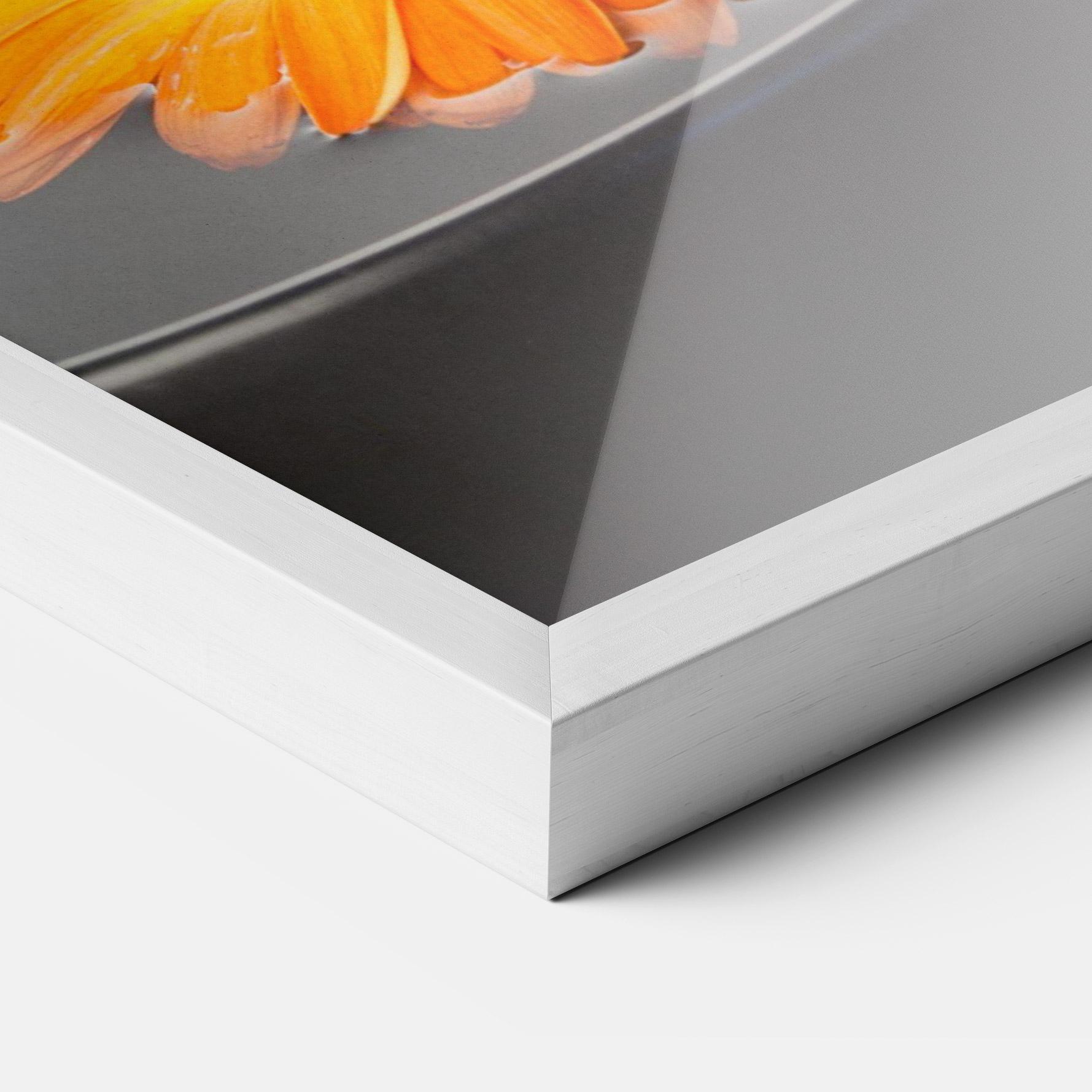 Poster Înrămat Stone Orange Flower mockup 3