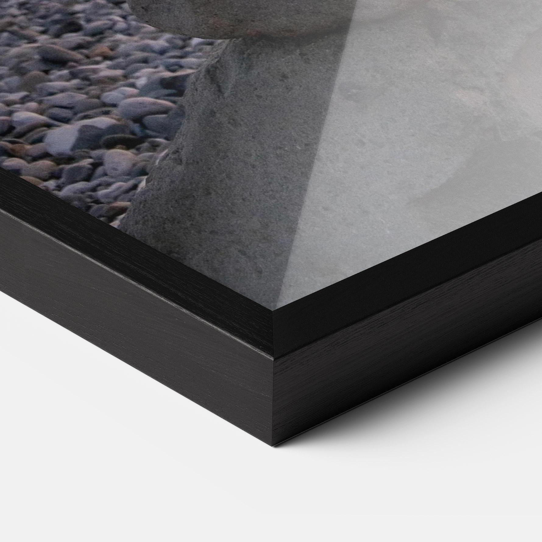 Poster Înrămat Pebbles Seaside mockup 3