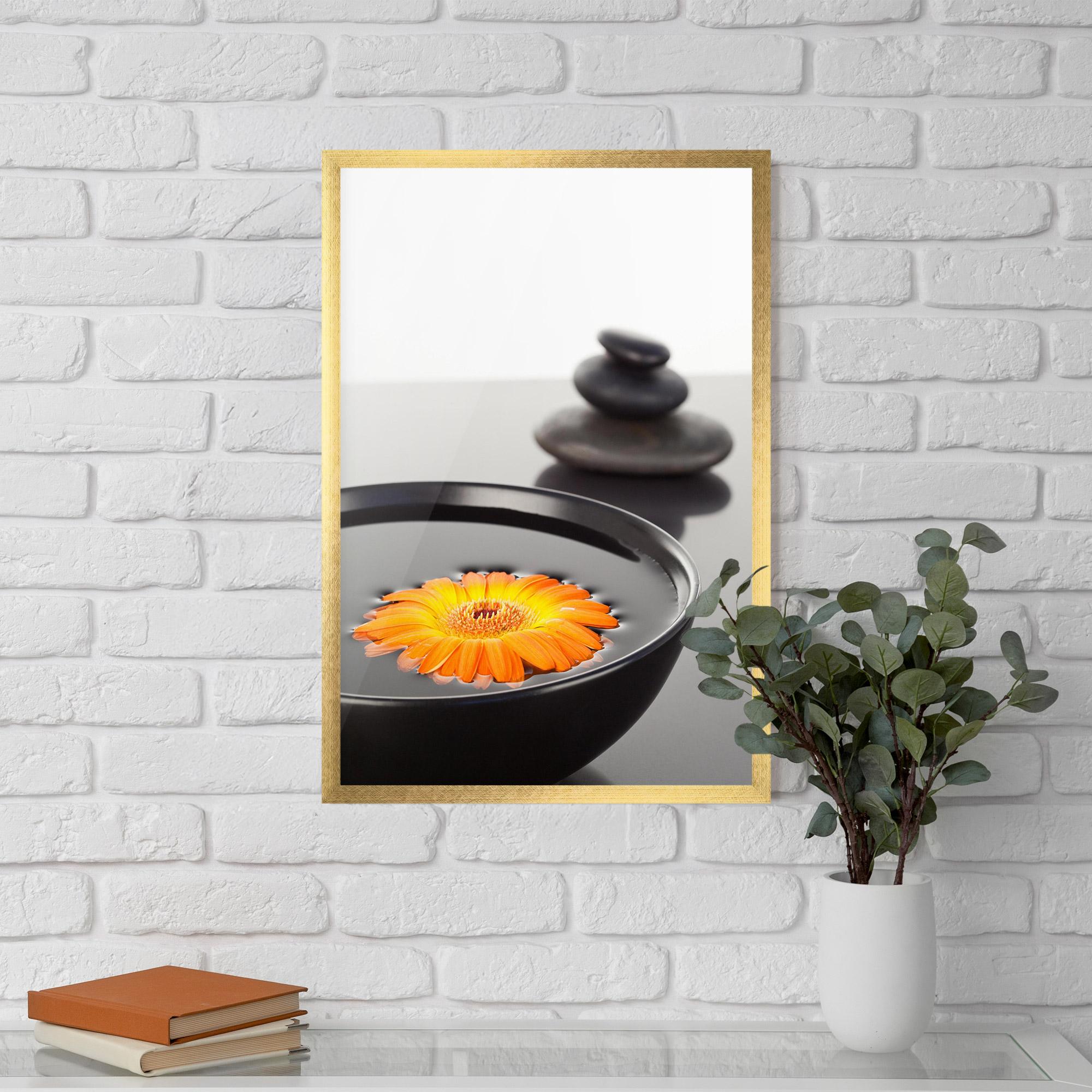 Poster Înrămat Stone Orange Flower mockup 5