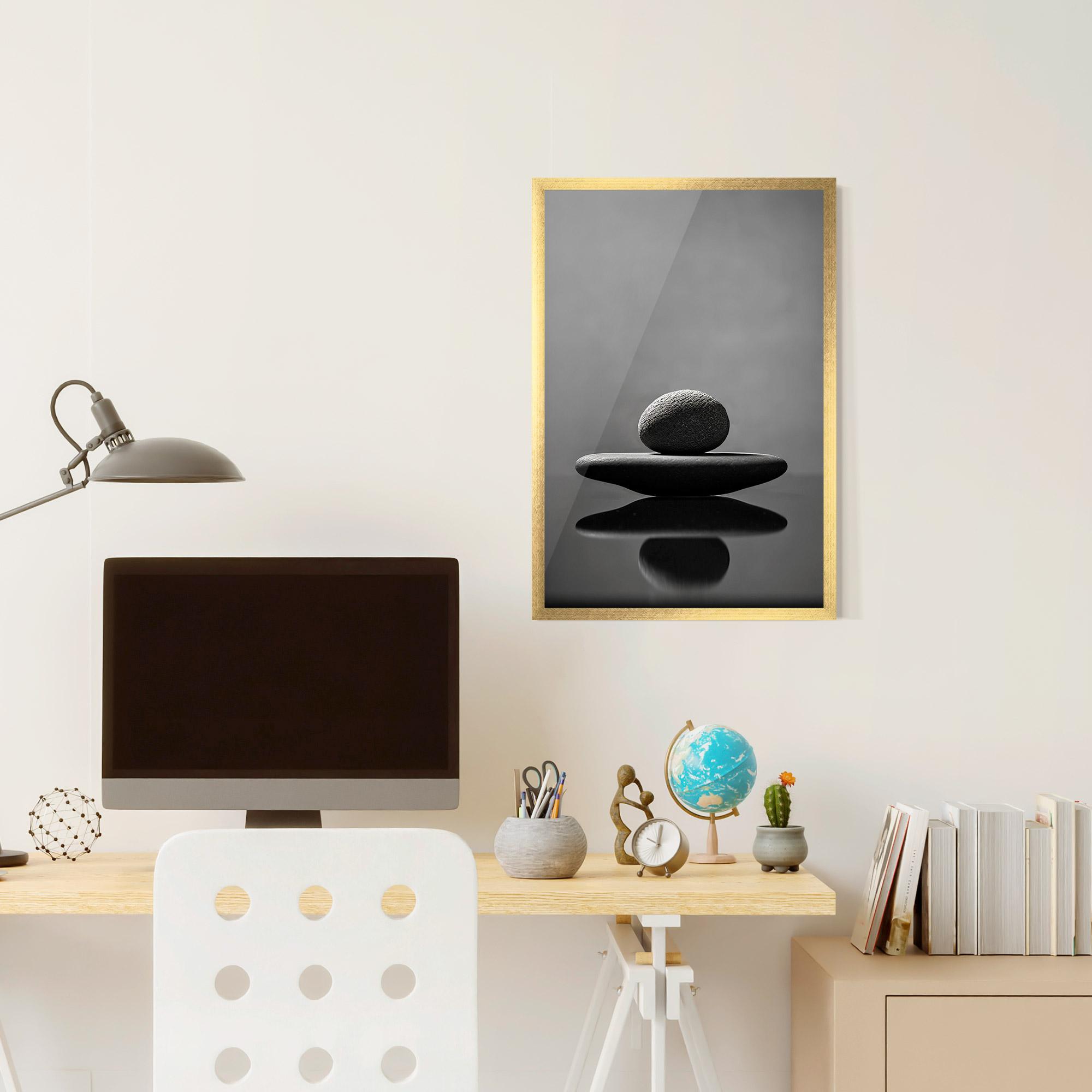 Poster Înrămat Minimalistic Zen Stone mockup 6