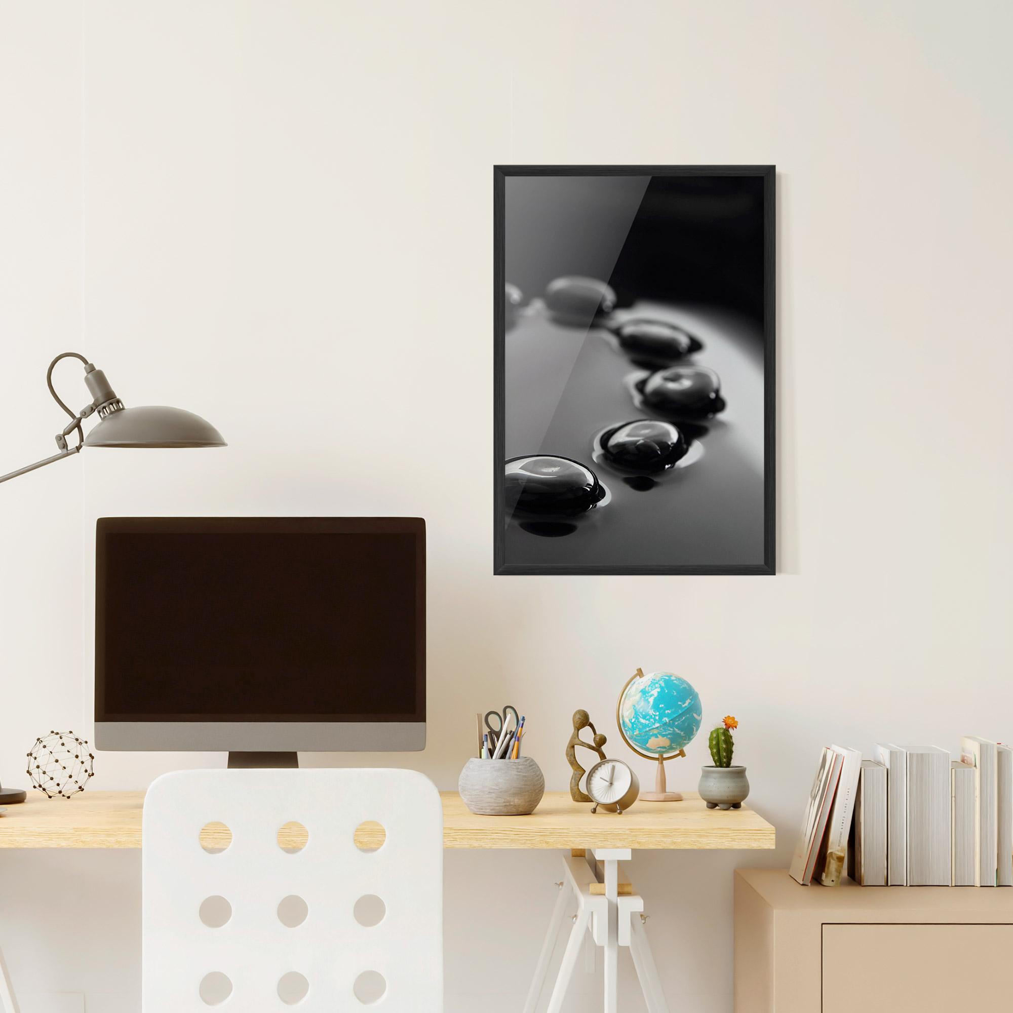 Poster Înrămat Black Small Stones mockup 6