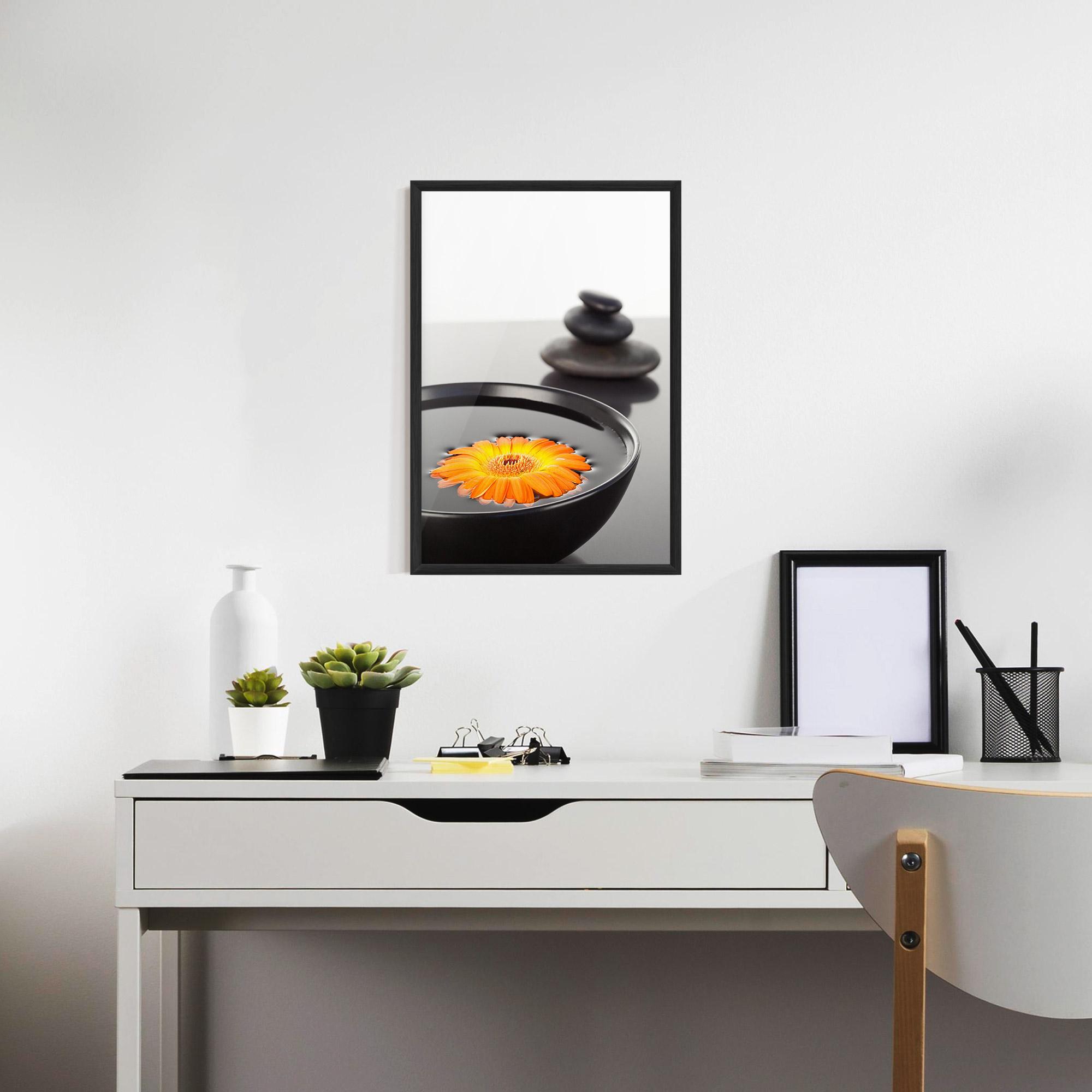 Poster Înrămat Stone Orange Flower mockup 7