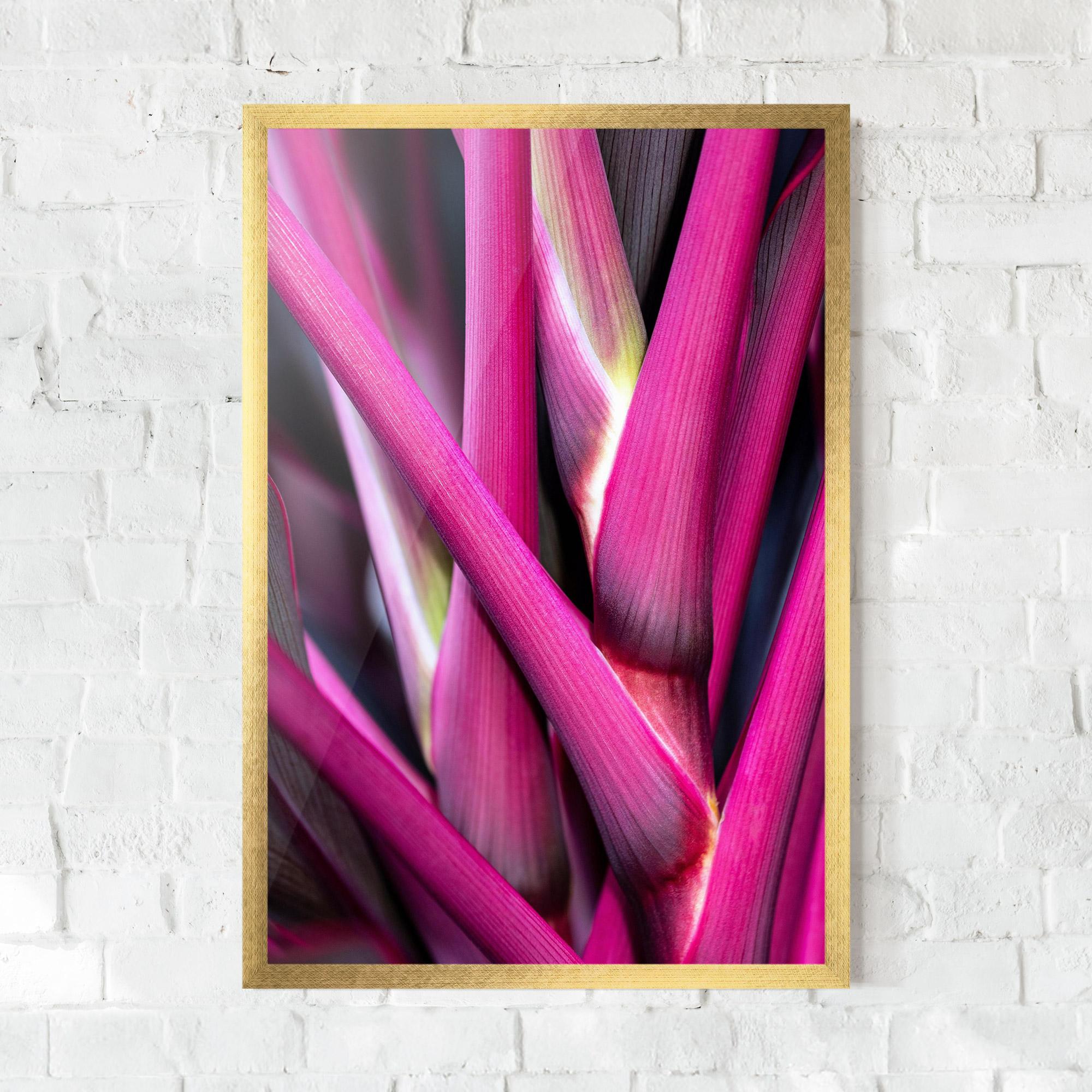 Poster Înrămat Purple Exotic Plant mockup 0