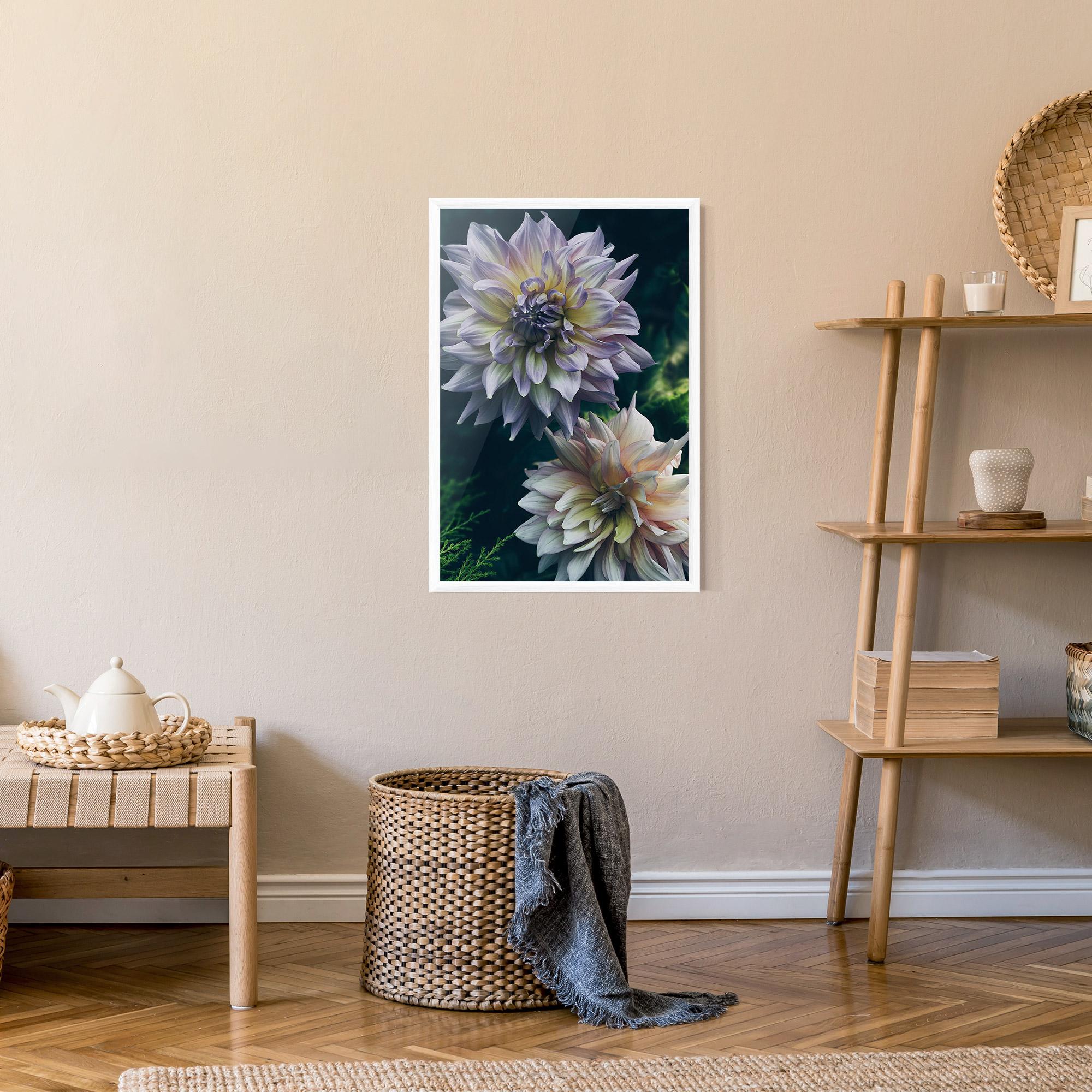 Poster Înrămat Dahlia Flowers mockup 9