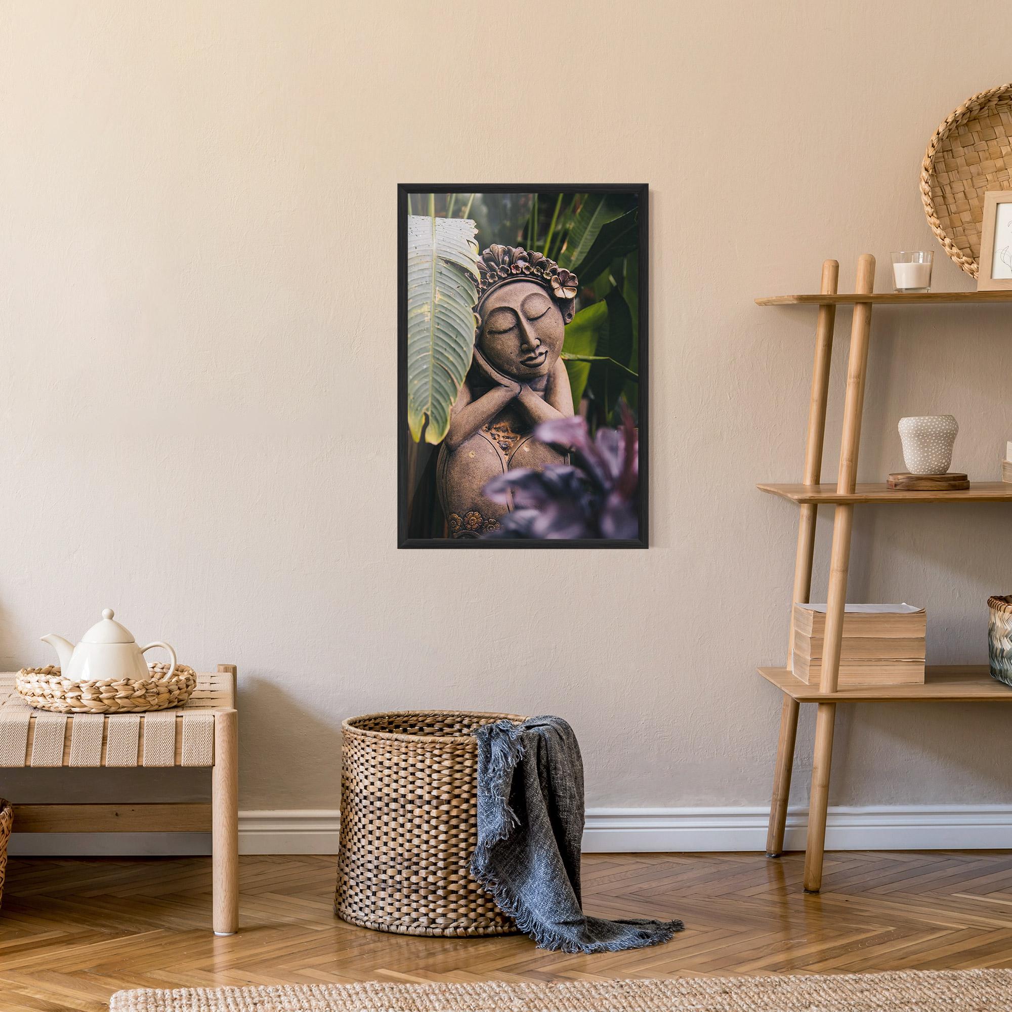 Poster Înrămat Exotic Statue mockup 9