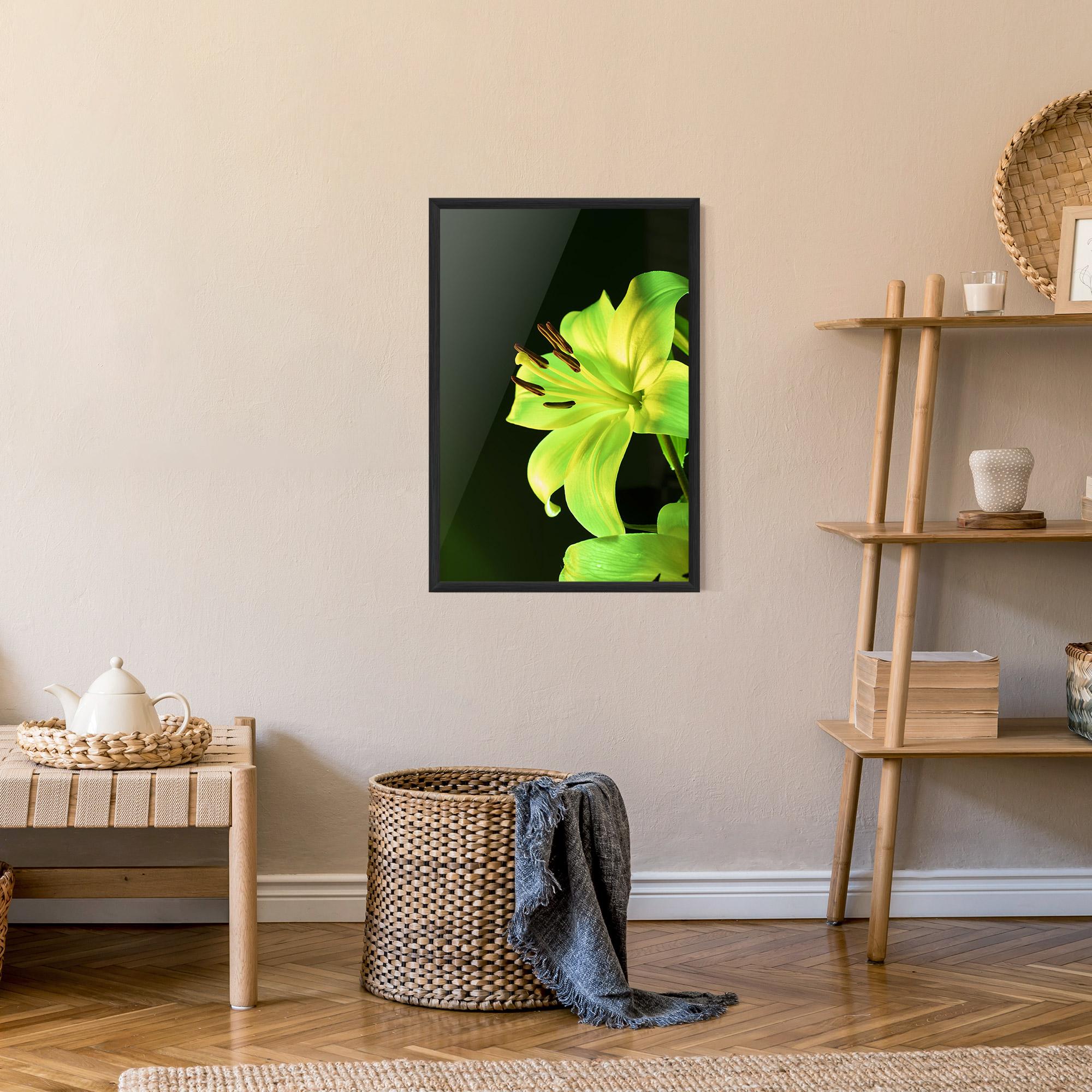 Poster Înrămat Yellow Green Exotic mockup 9