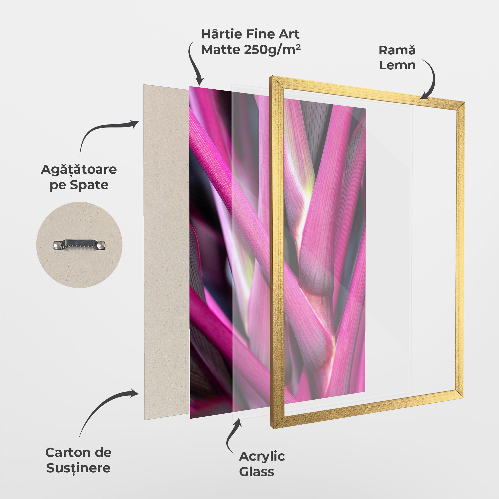 Poster Înrămat Purple Exotic Plant mockup 1