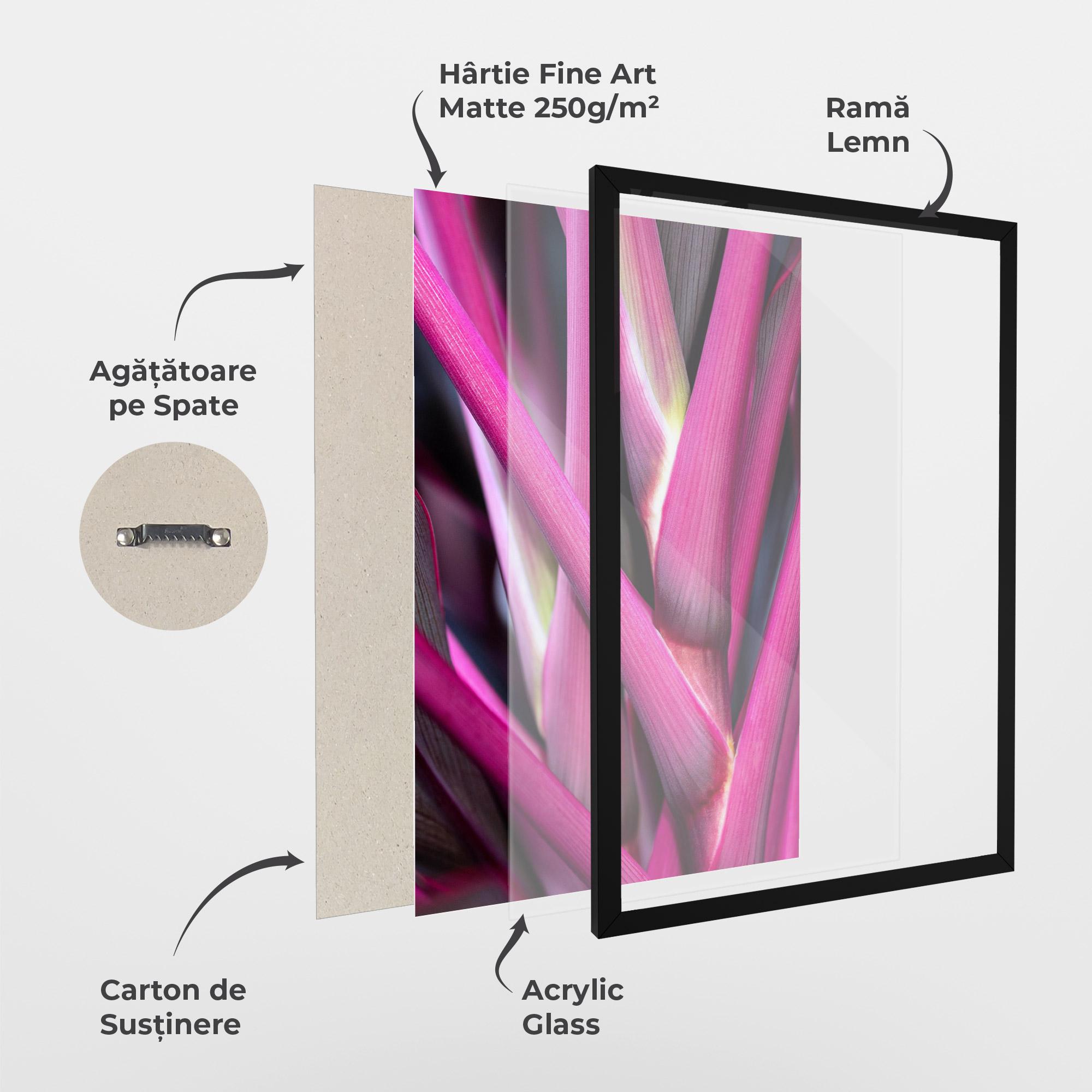 Poster Înrămat Purple Exotic Plant mockup 1