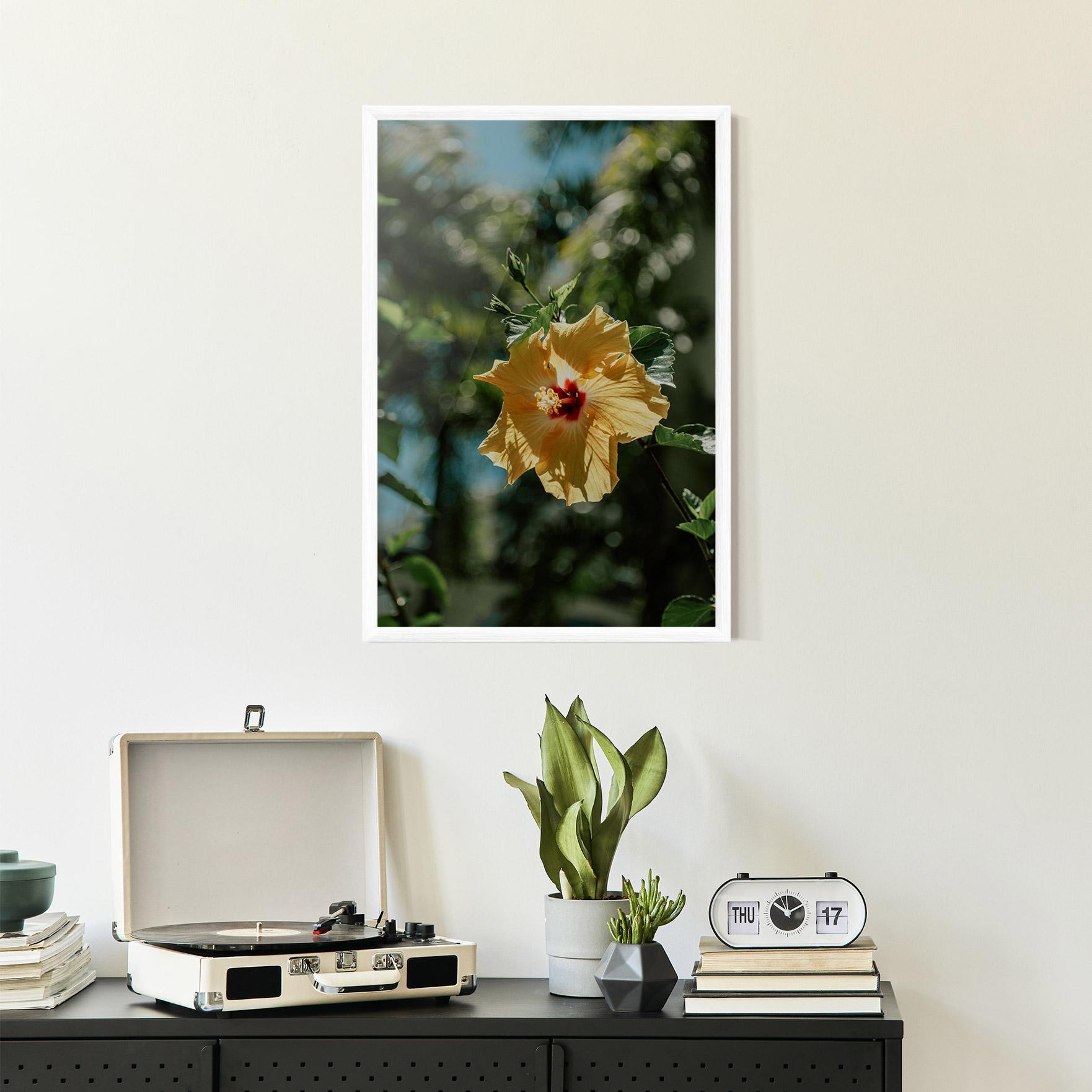 Poster Înrămat Yellow Pretty Exotic mockup 2