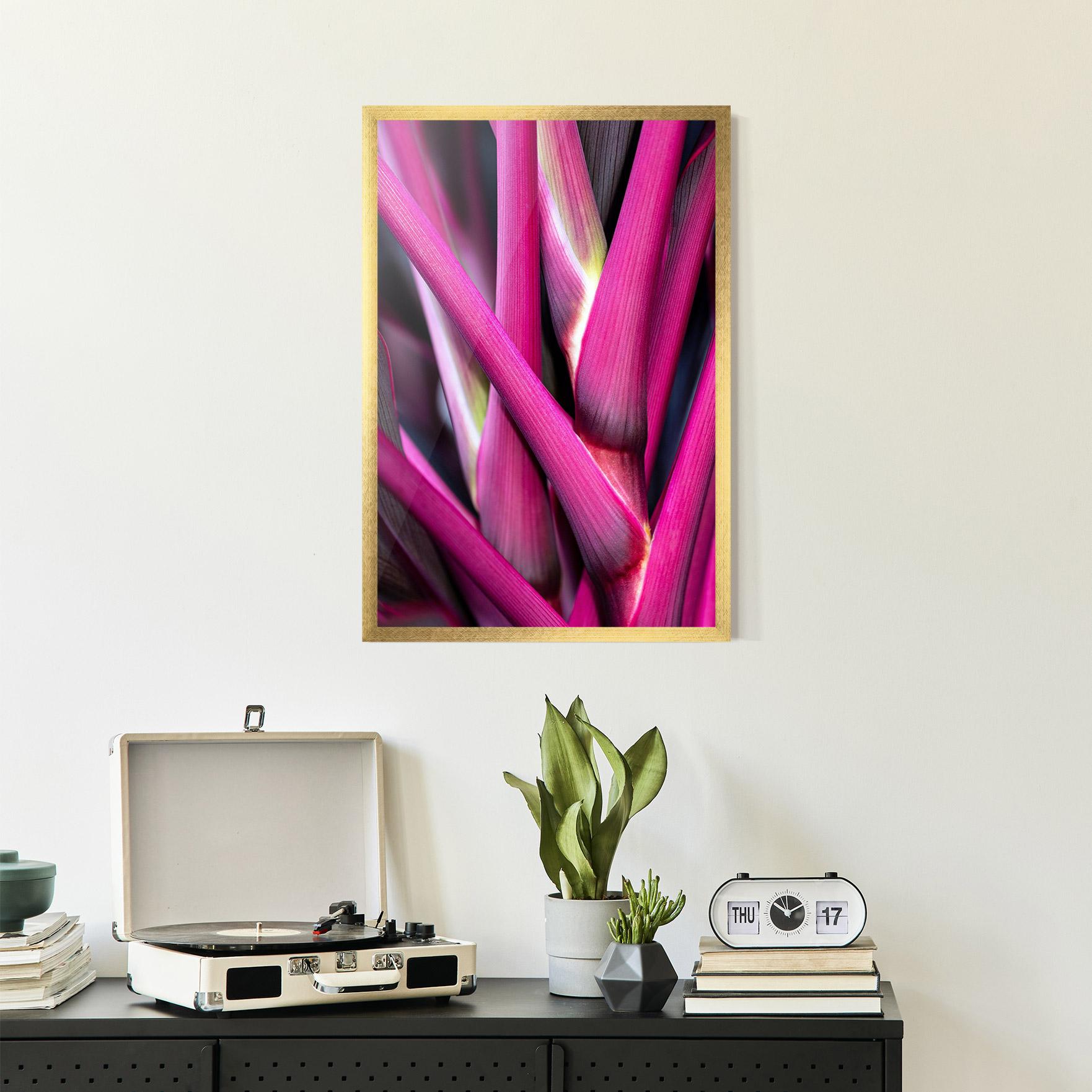 Poster Înrămat Purple Exotic Plant mockup 2