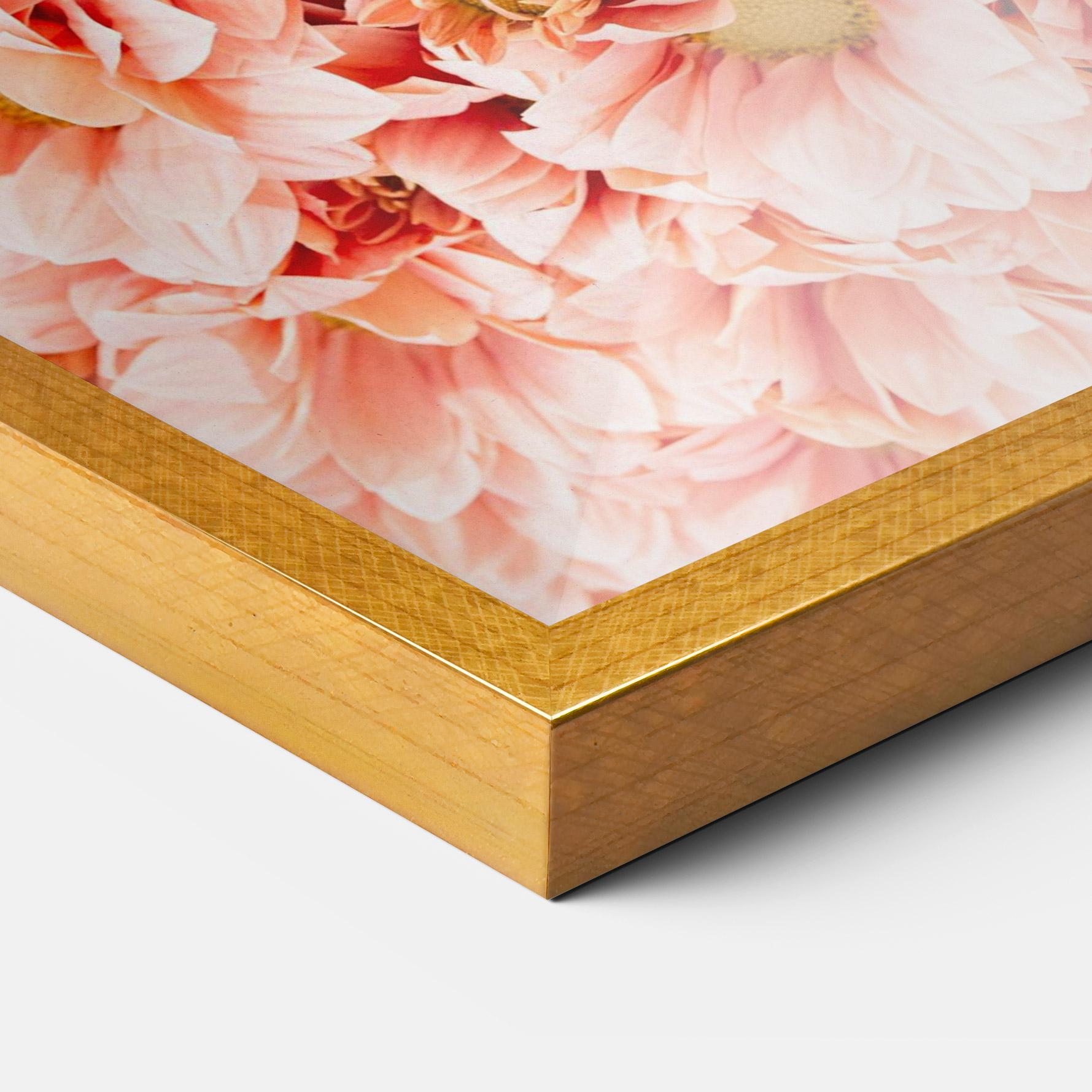 Poster Înrămat Pink Flowers Bouquet mockup 3