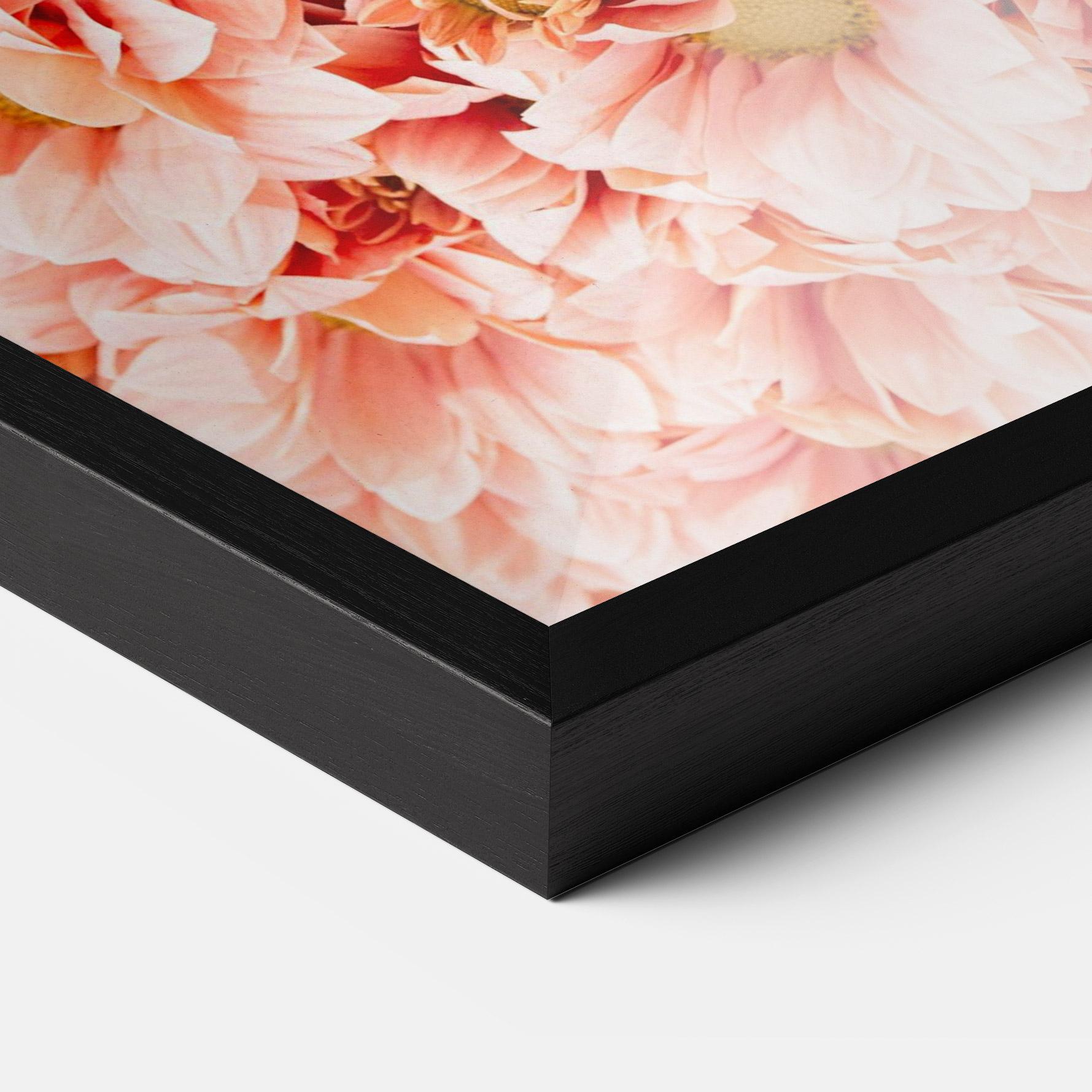 Poster Înrămat Pink Flowers Bouquet mockup 3