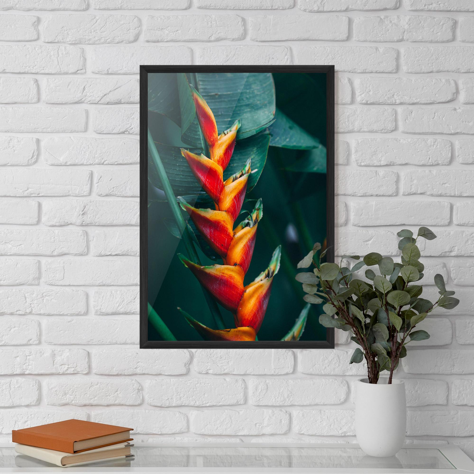 Poster Înrămat Red Orange Exotic mockup 5