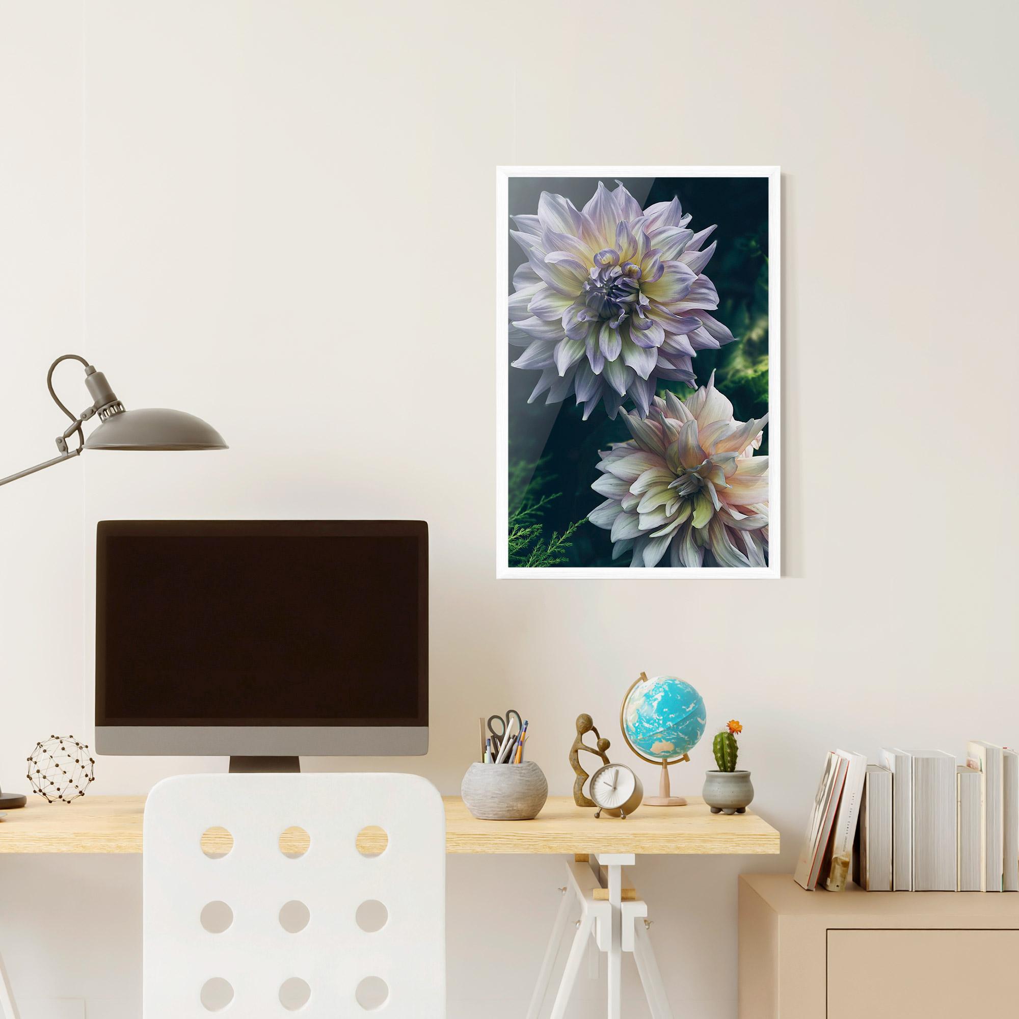 Poster Înrămat Dahlia Flowers mockup 6