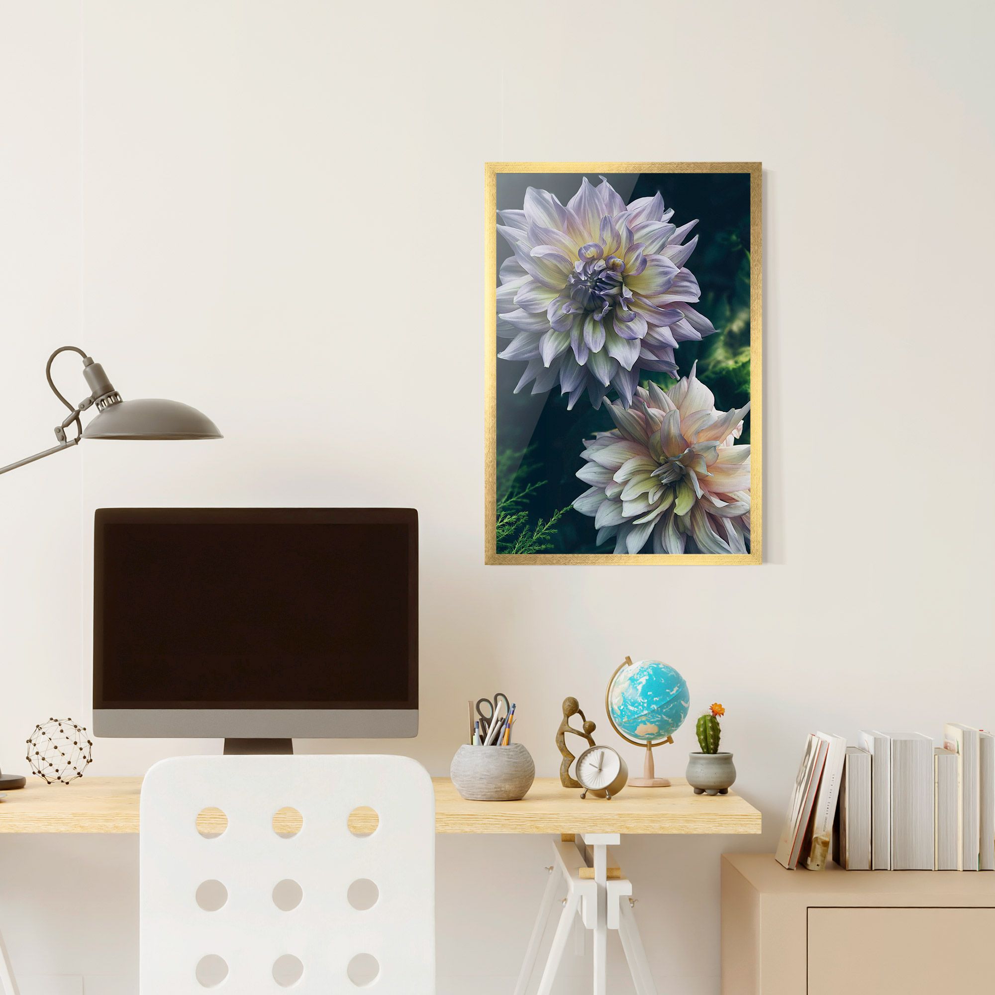 Dahlia Flowers mockup 6