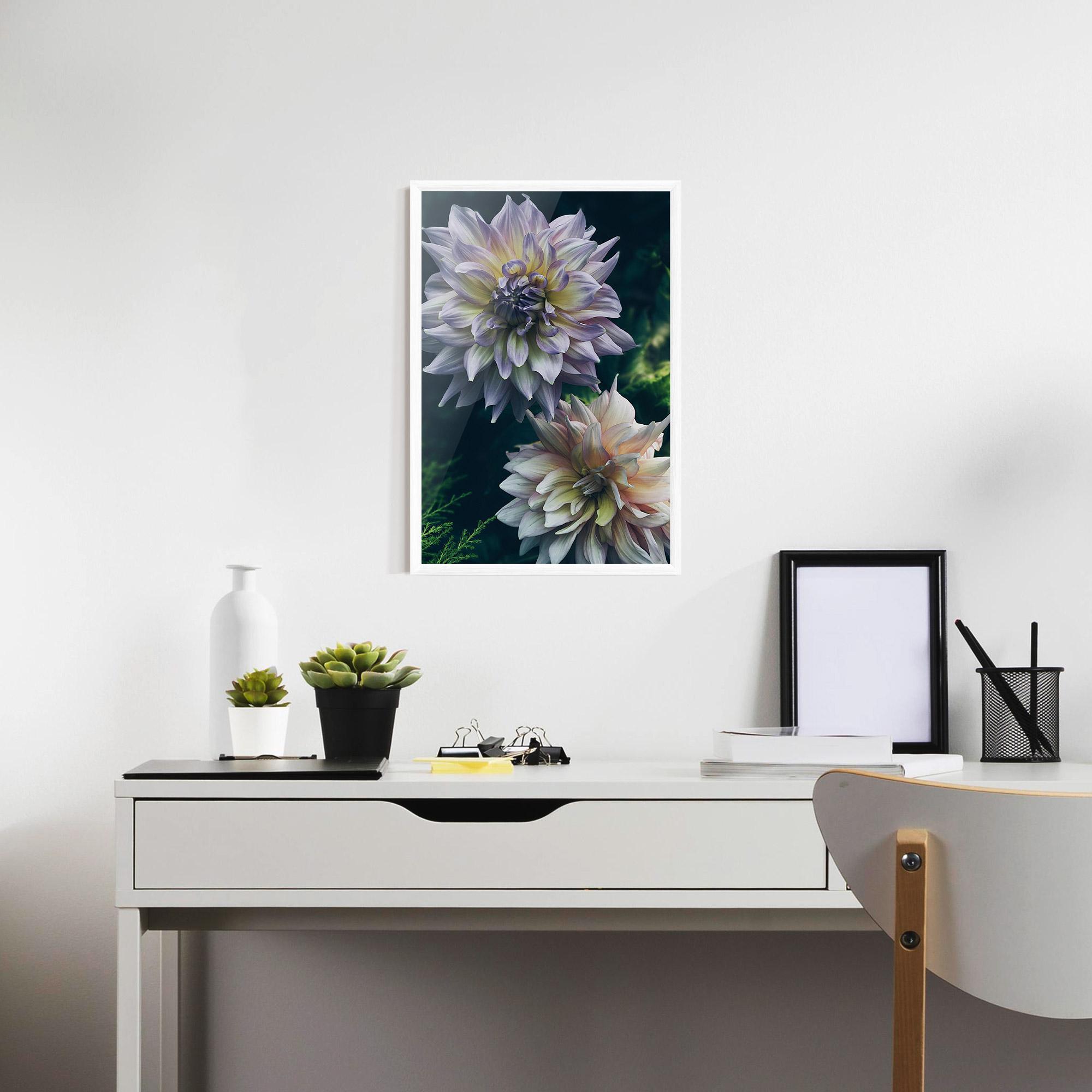Poster Înrămat Dahlia Flowers mockup 7