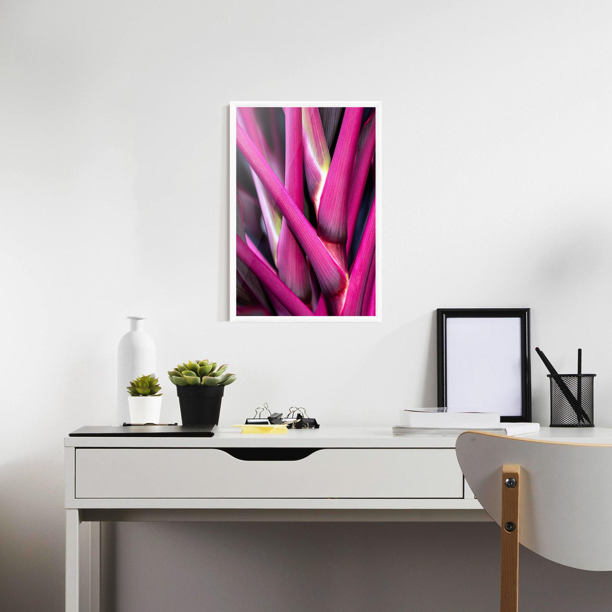 Poster Înrămat Purple Exotic Plant mockup 7