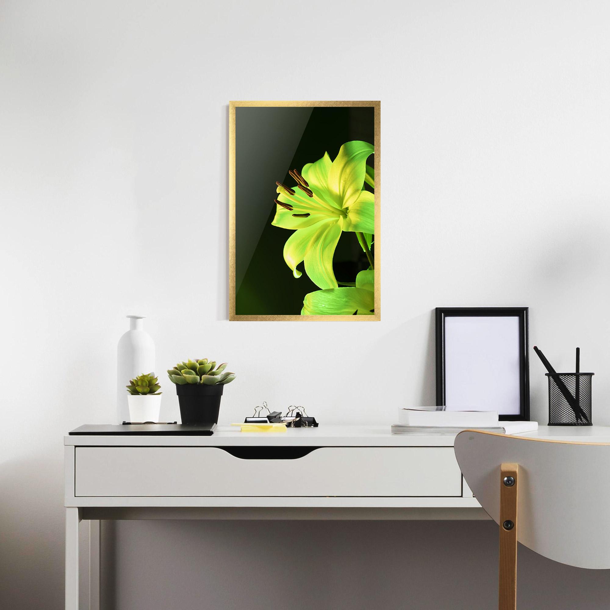 Poster Înrămat Yellow Green Exotic mockup 7