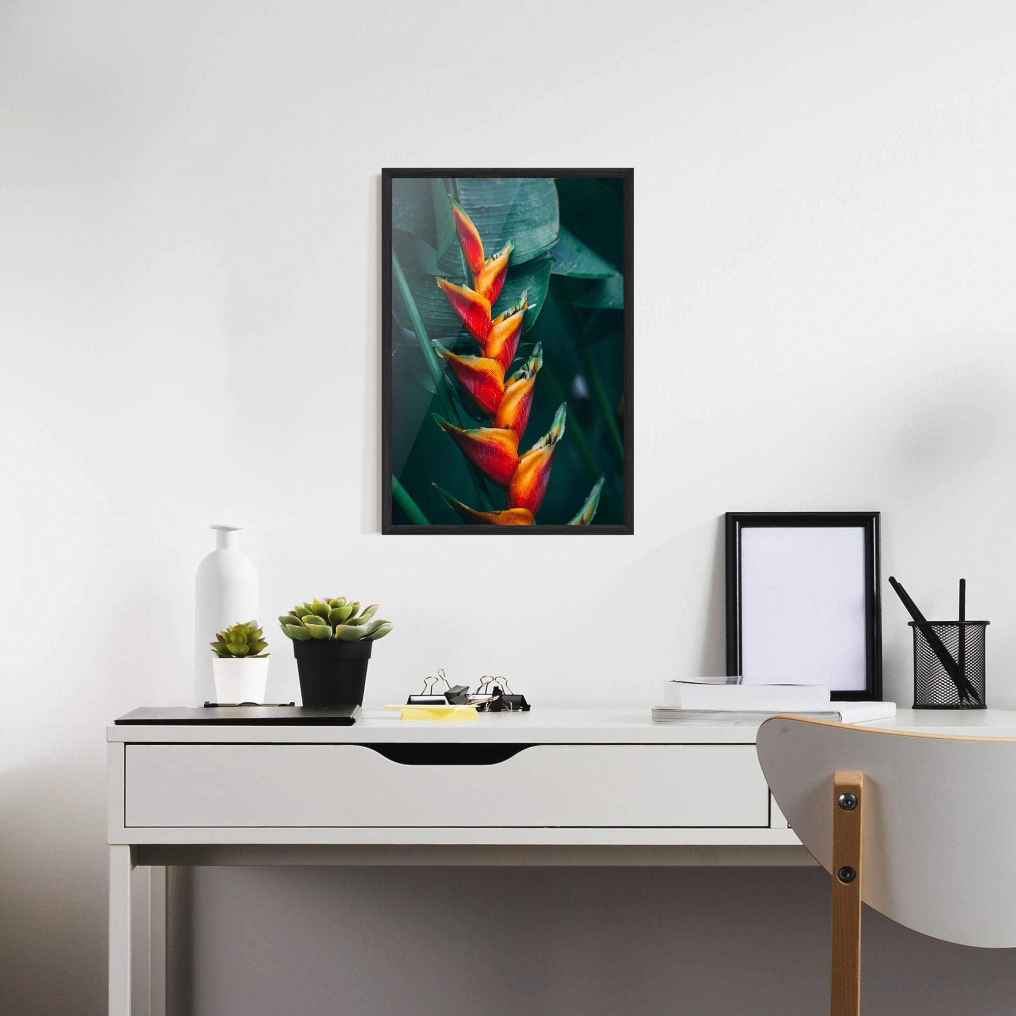 Poster Înrămat Red Orange Exotic mockup 7