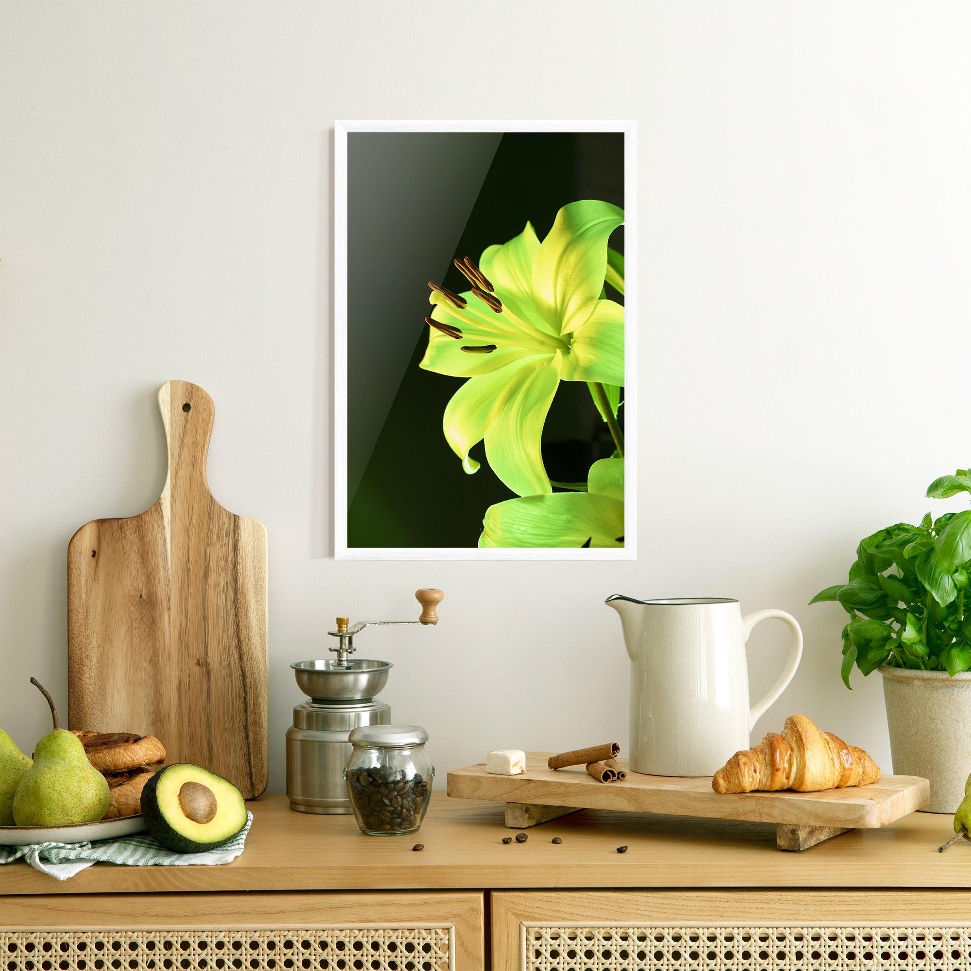 Poster Înrămat Yellow Green Exotic mockup 8
