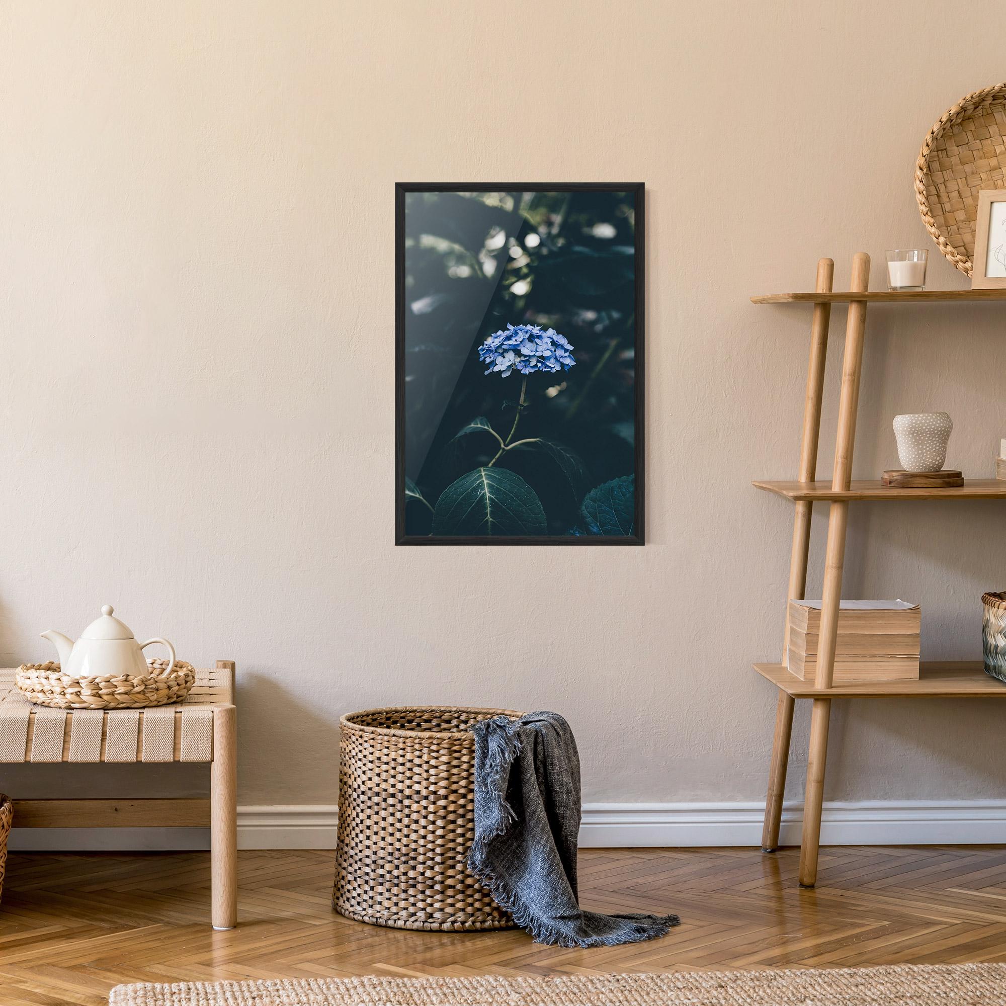 Poster Înrămat Forest Blue Flower mockup 9