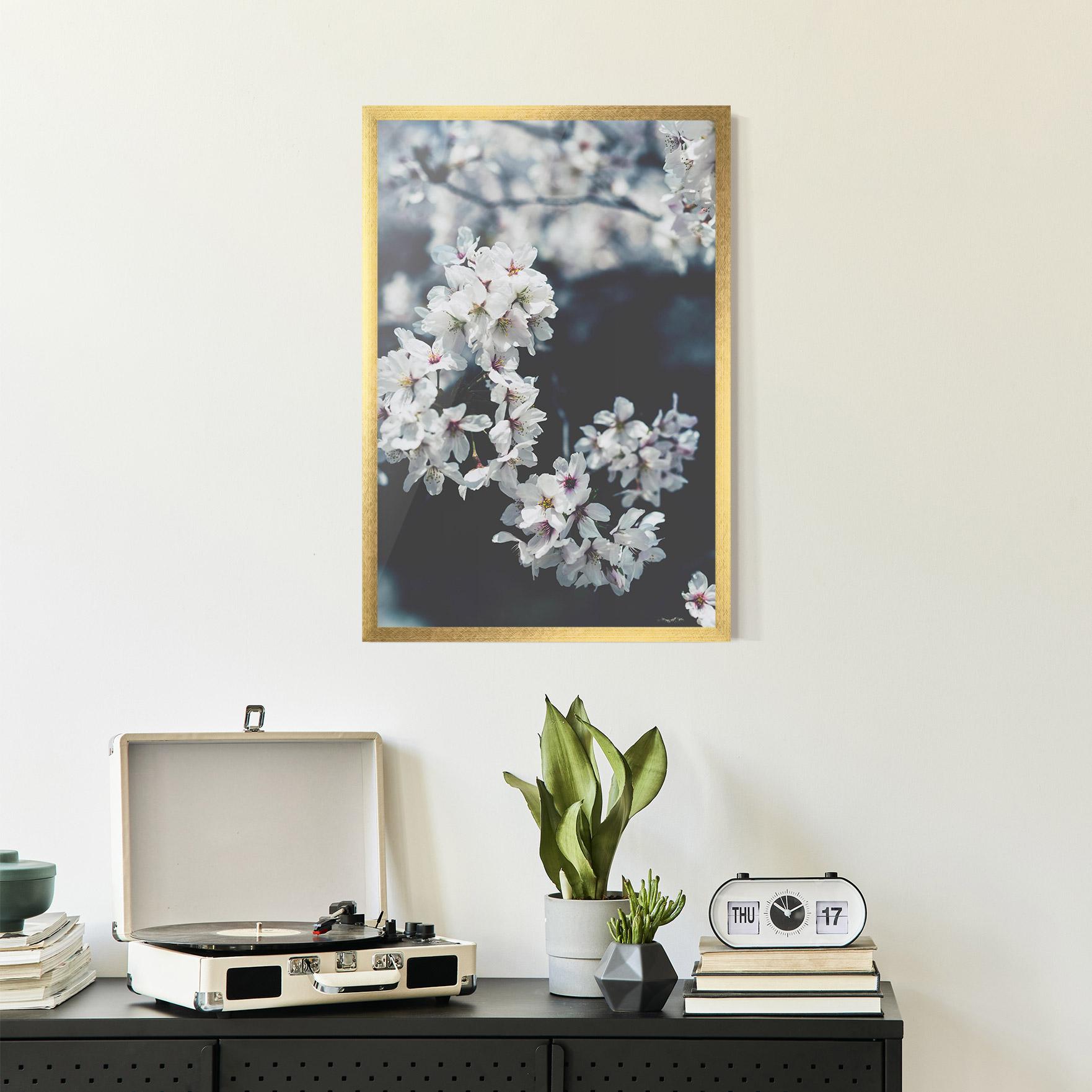 Poster Înrămat White Tree mockup 2