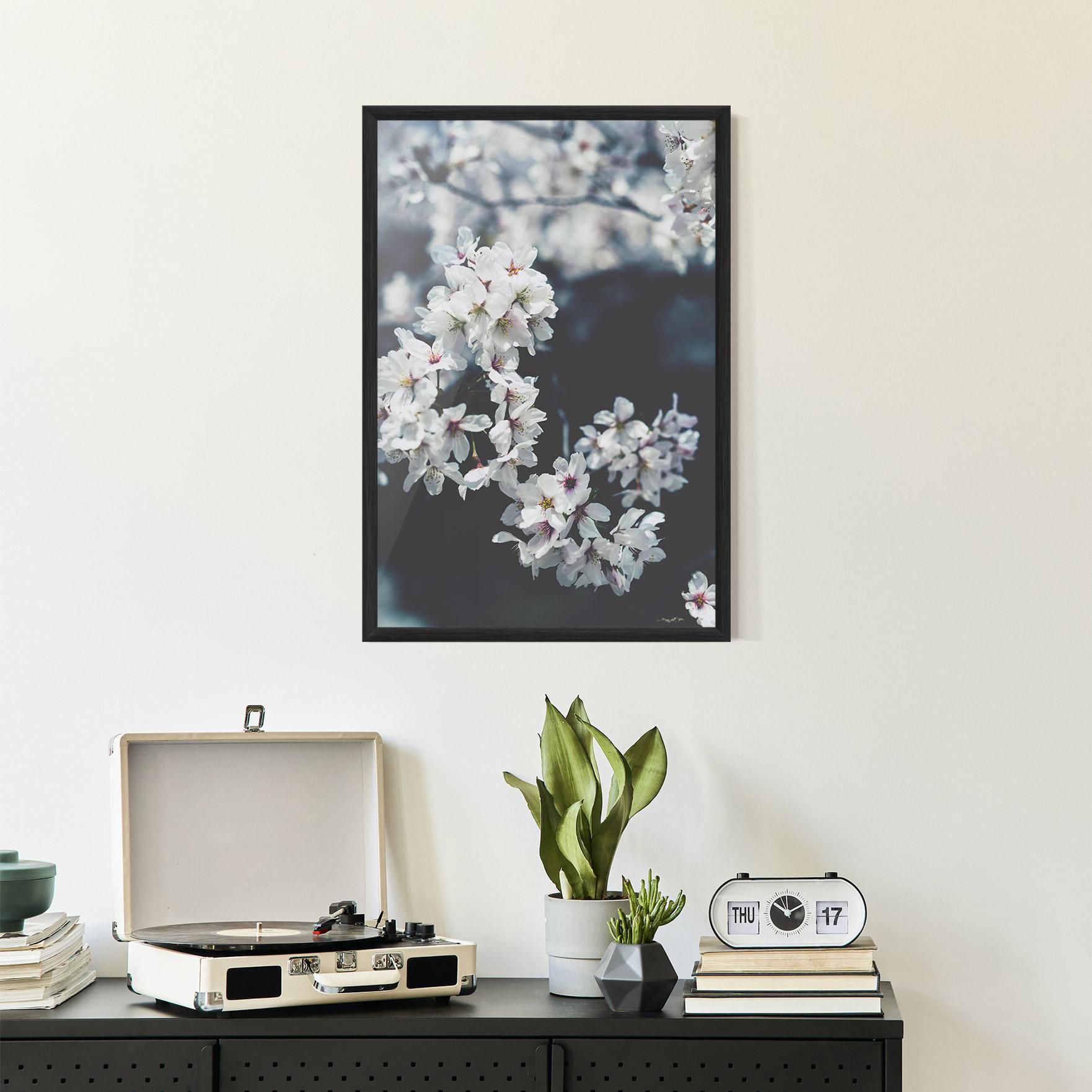 Poster Înrămat White Tree mockup 2