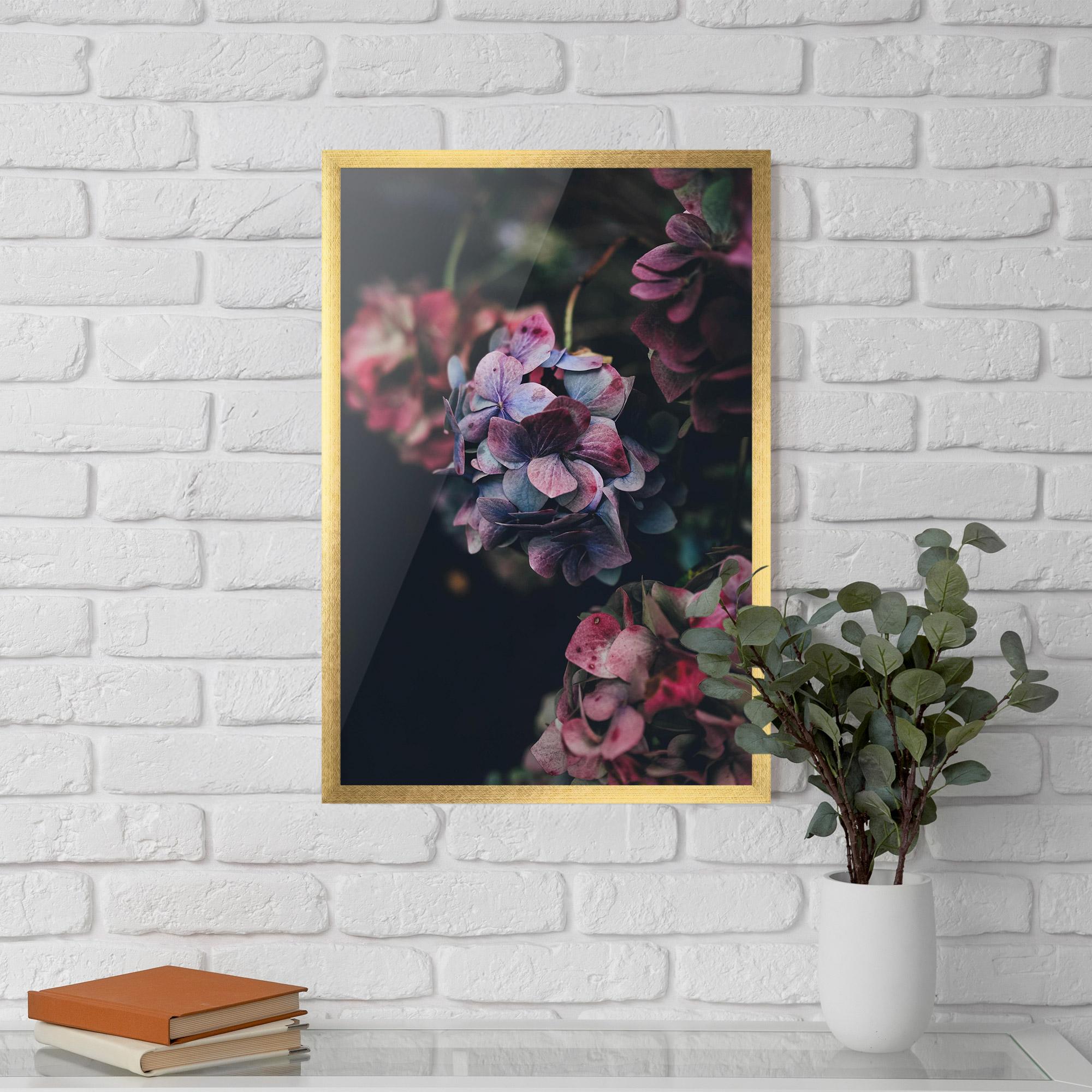 Poster Înrămat Red Pink Flower mockup 5
