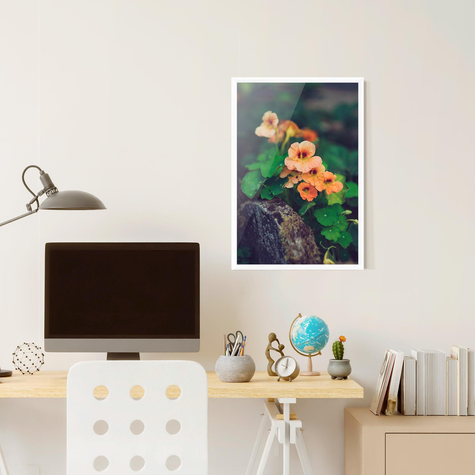 Poster Înrămat Small Pink Flowers mockup 6