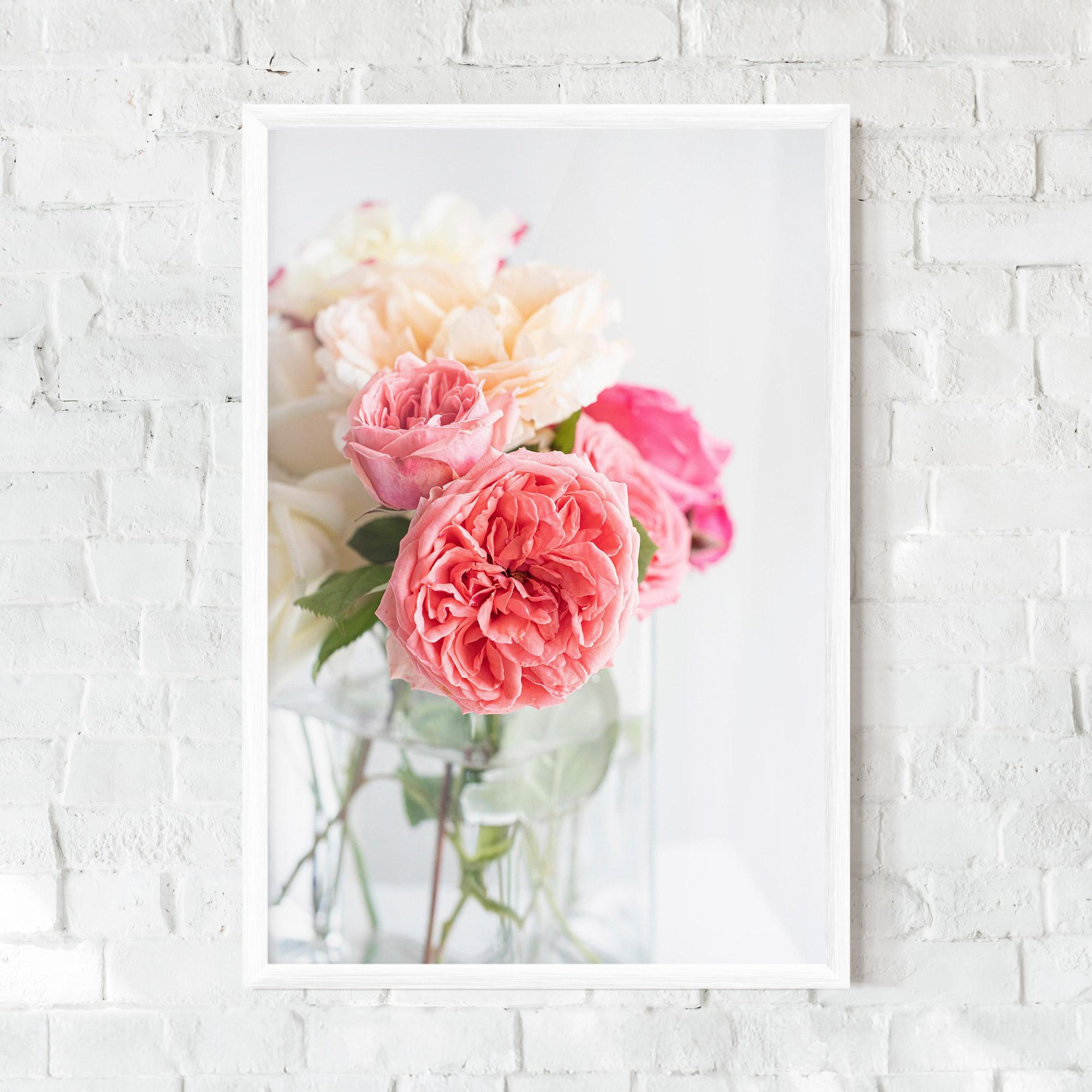 Poster Înrămat Pink Rose Vase mockup 0