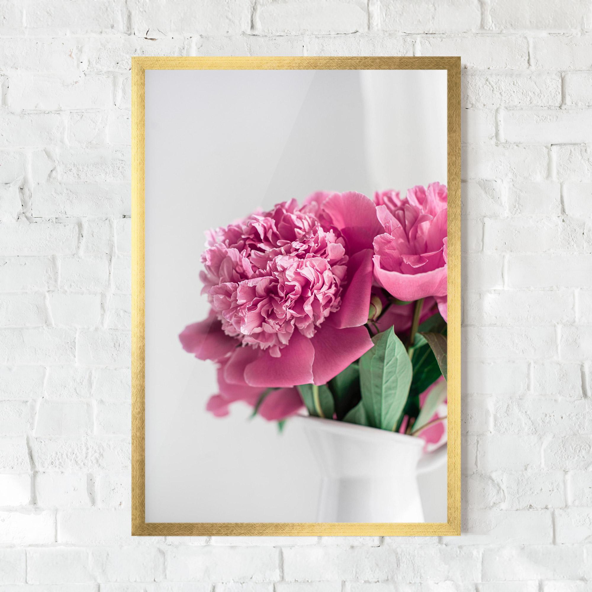 Poster Înrămat White Vase Pink mockup 0