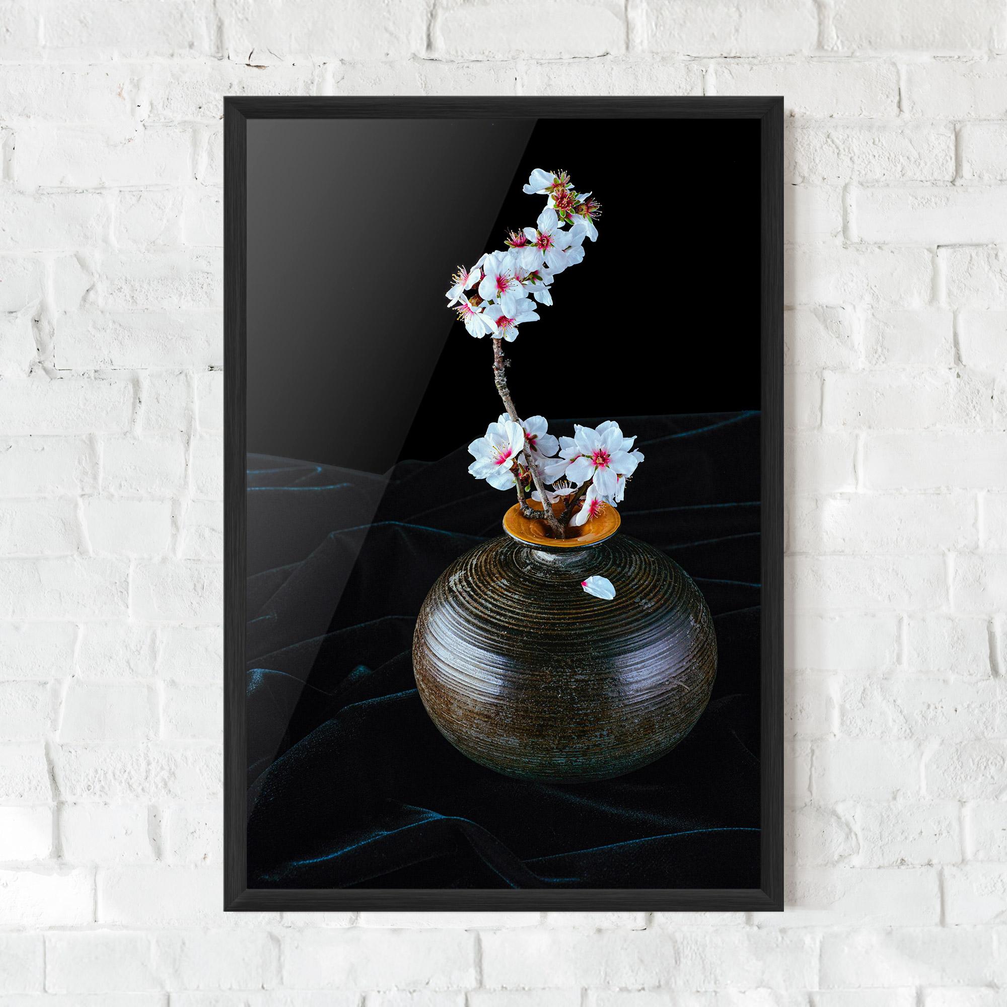 Poster Înrămat Brown Vase Flowers mockup 0