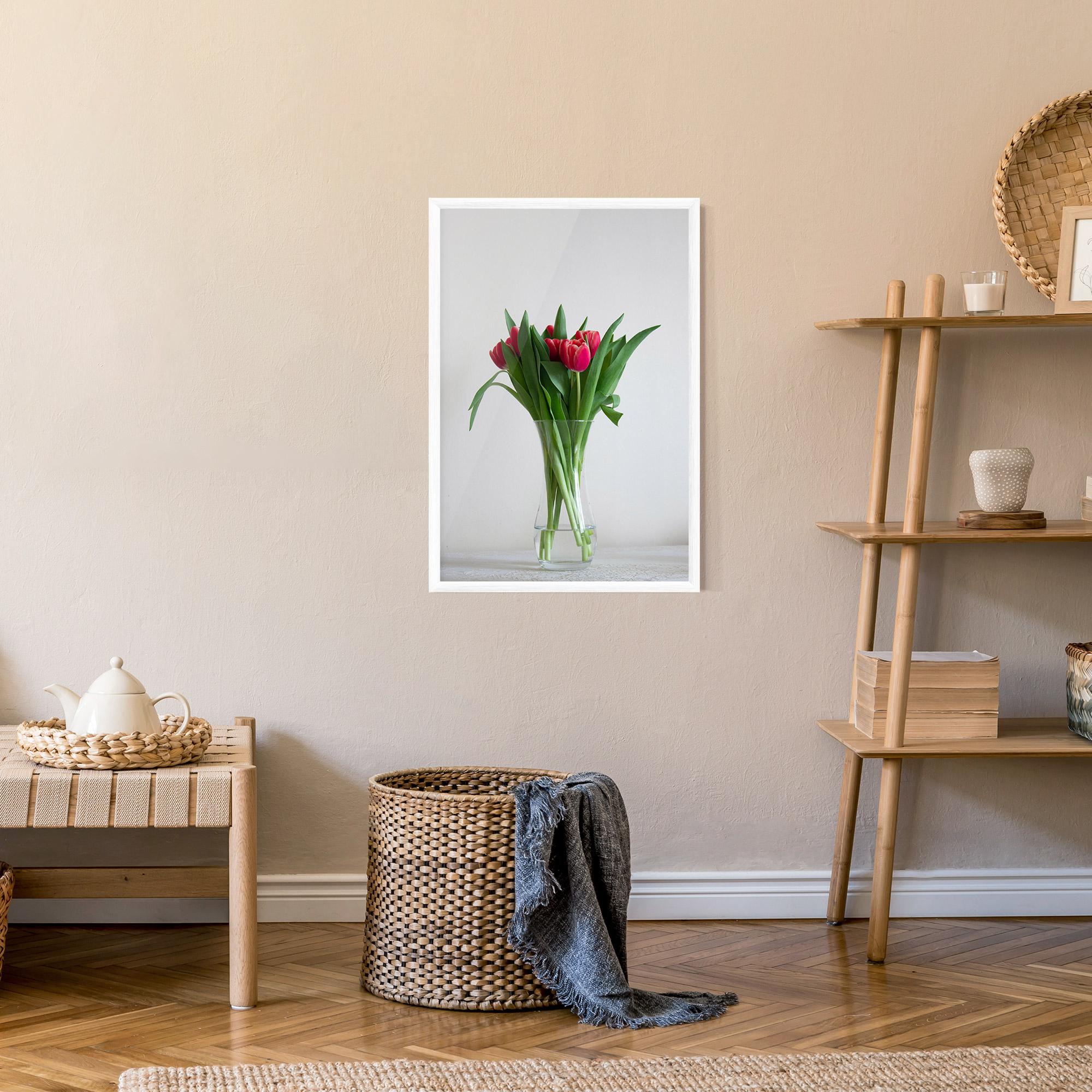 Poster Înrămat Pretty Tulips Vase mockup 9