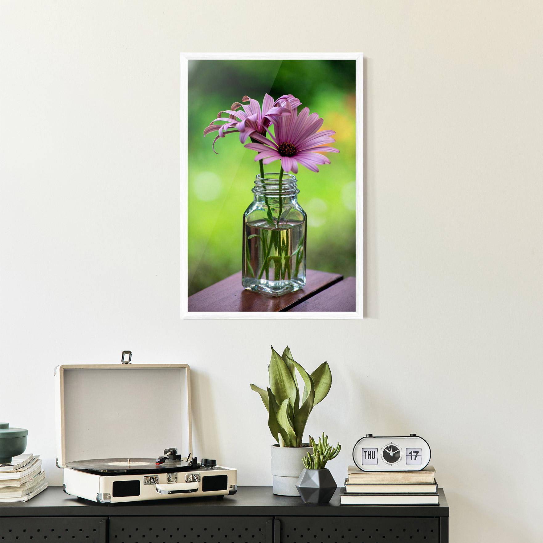 Poster Înrămat Pink Flower Vase mockup 2