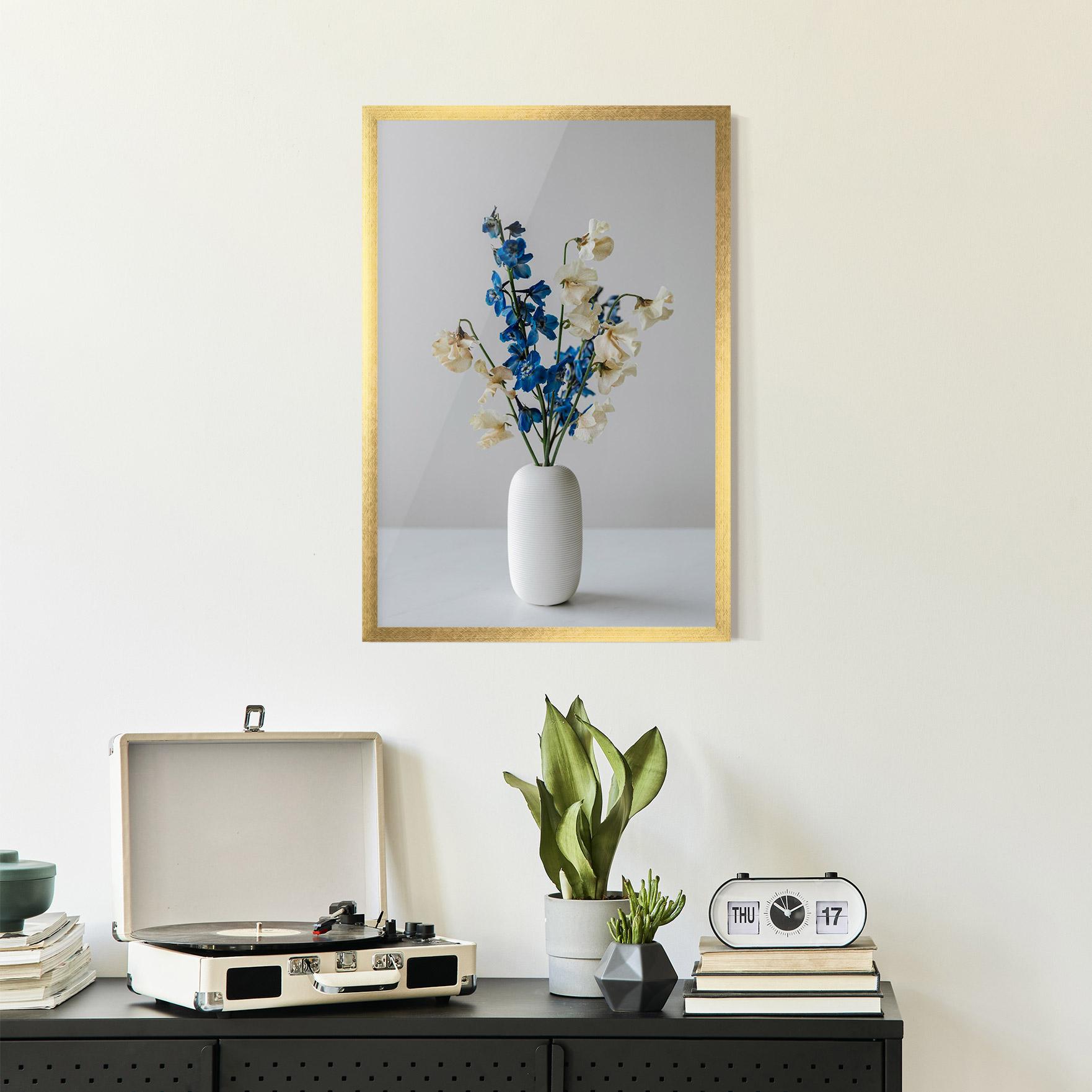 Poster Înrămat Blue White Vase mockup 2