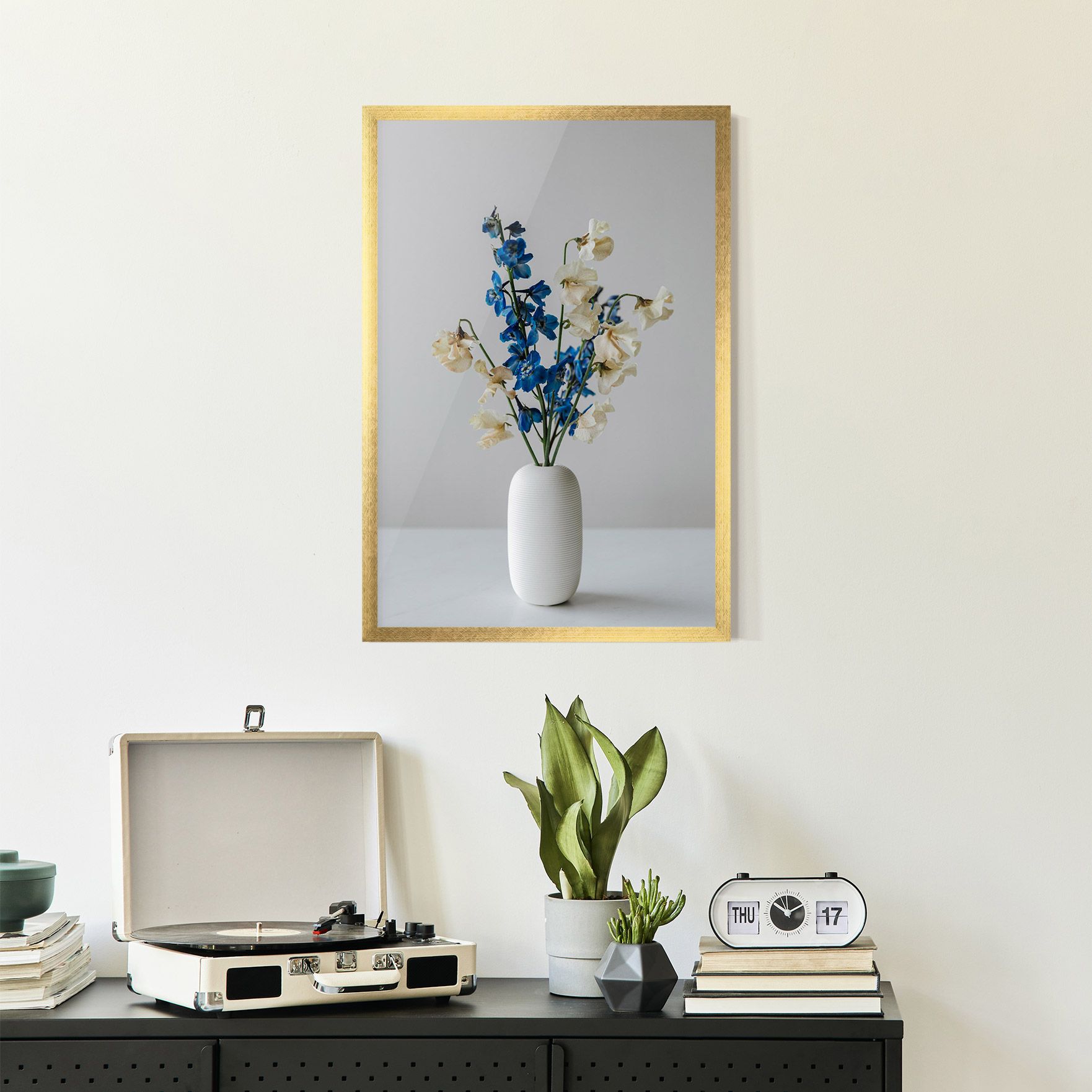 Blue White Vase mockup 2