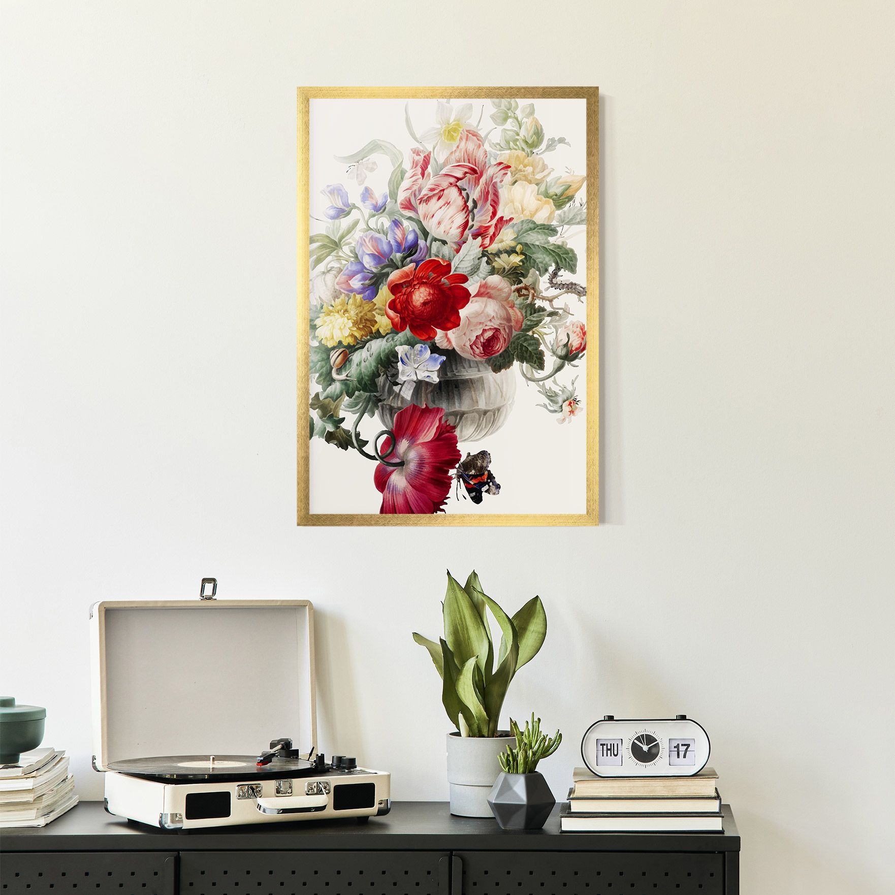 Butterfly Vase mockup 2