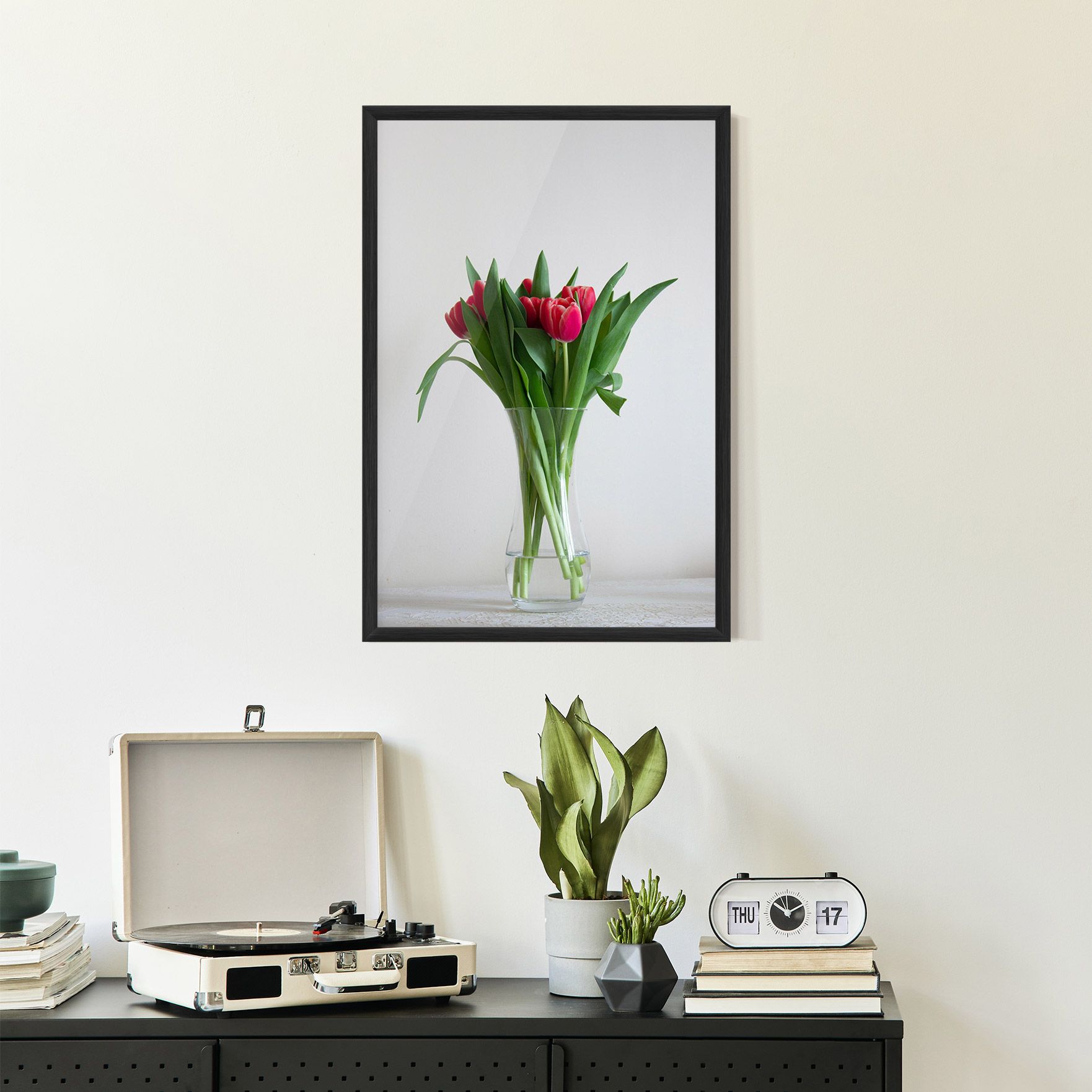 Pretty Tulips Vase mockup 2