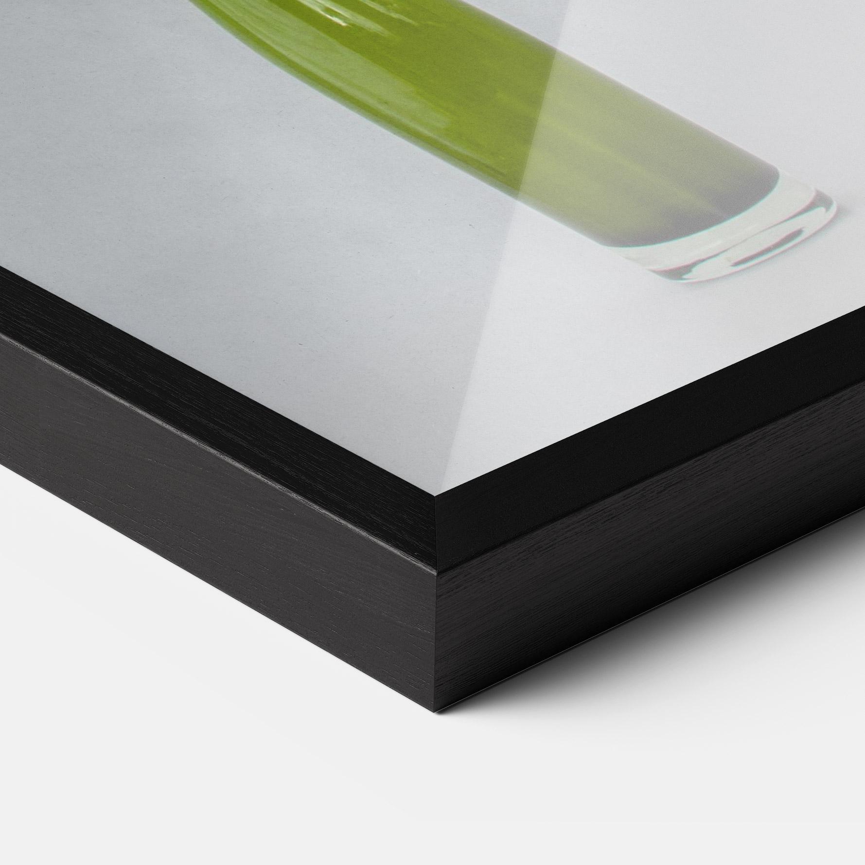 Poster Înrămat Wine Vase mockup 3