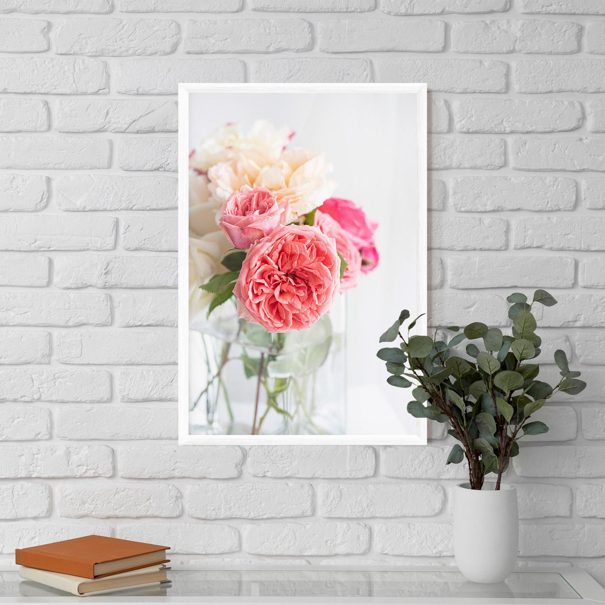 Poster Înrămat Pink Rose Vase mockup 5
