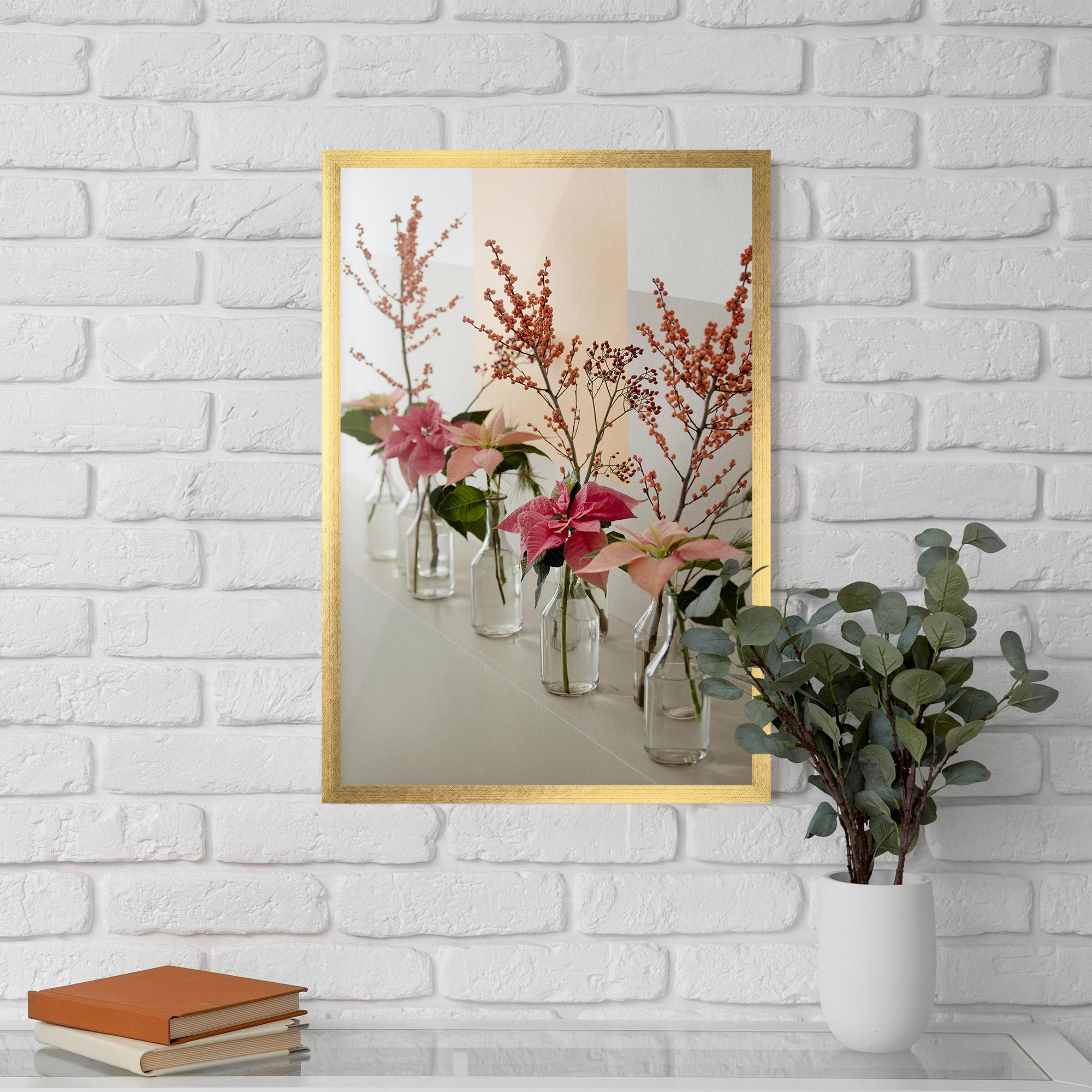 Poster Înrămat Pink Red Flower Vase mockup 5