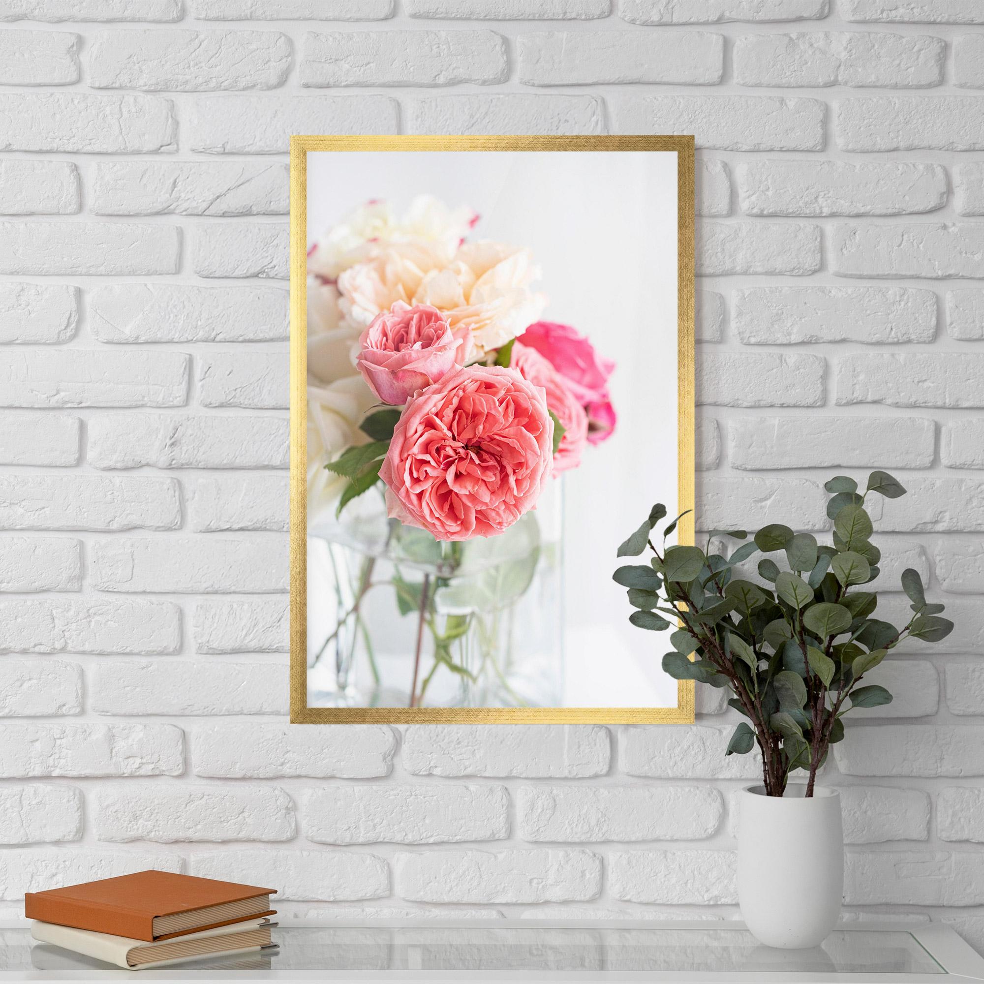 Poster Înrămat Pink Rose Vase mockup 5