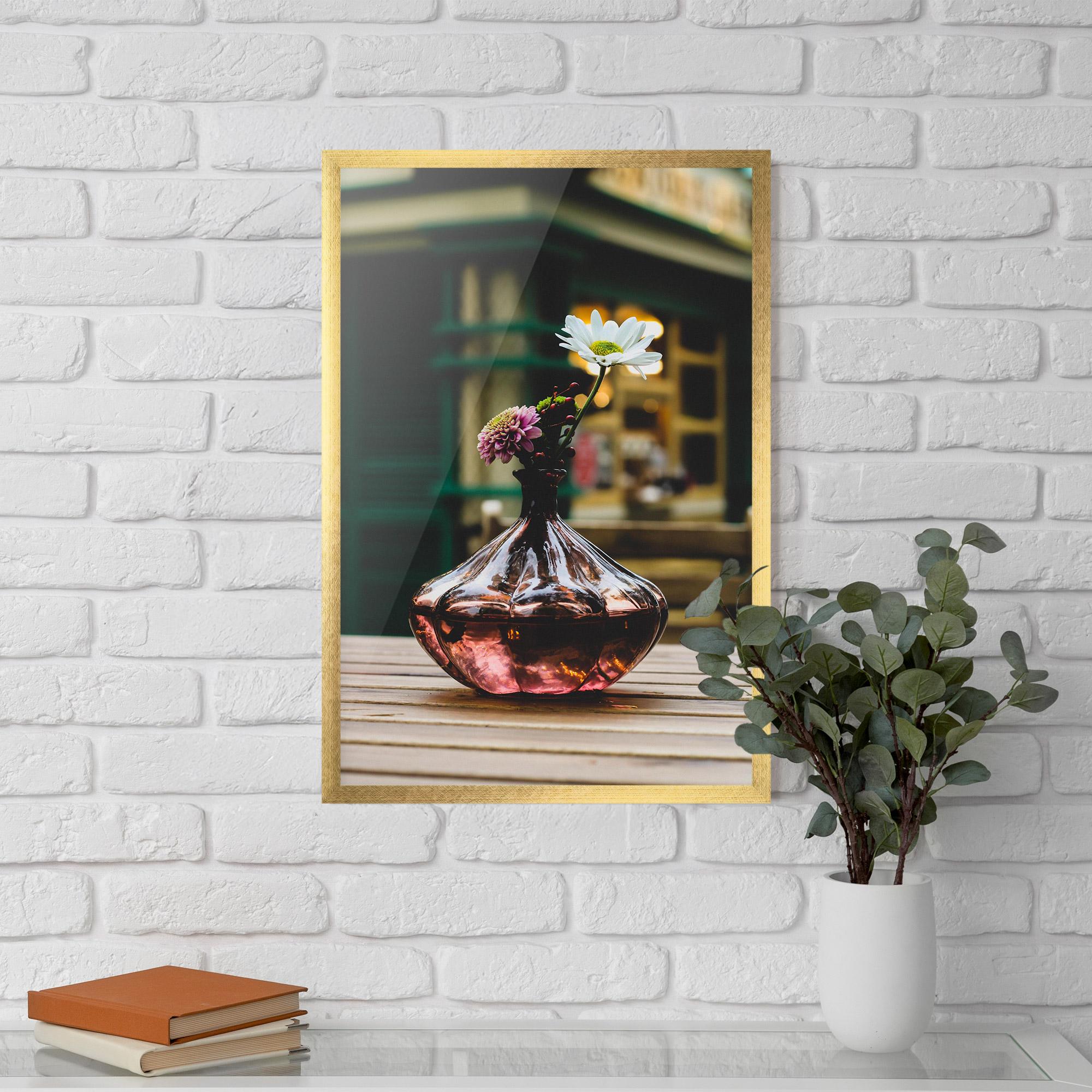 Poster Înrămat Pink Vase Flower mockup 5